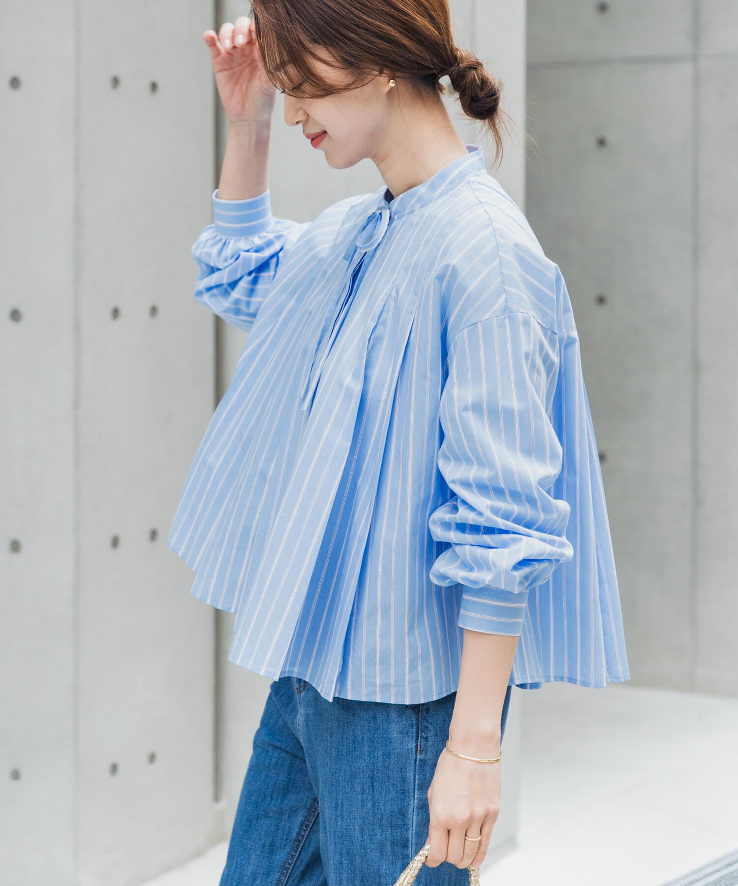 URBAN RESEARCH DOORS「ストライプリボンフレアブラウス」|シャツ・ブラウス|