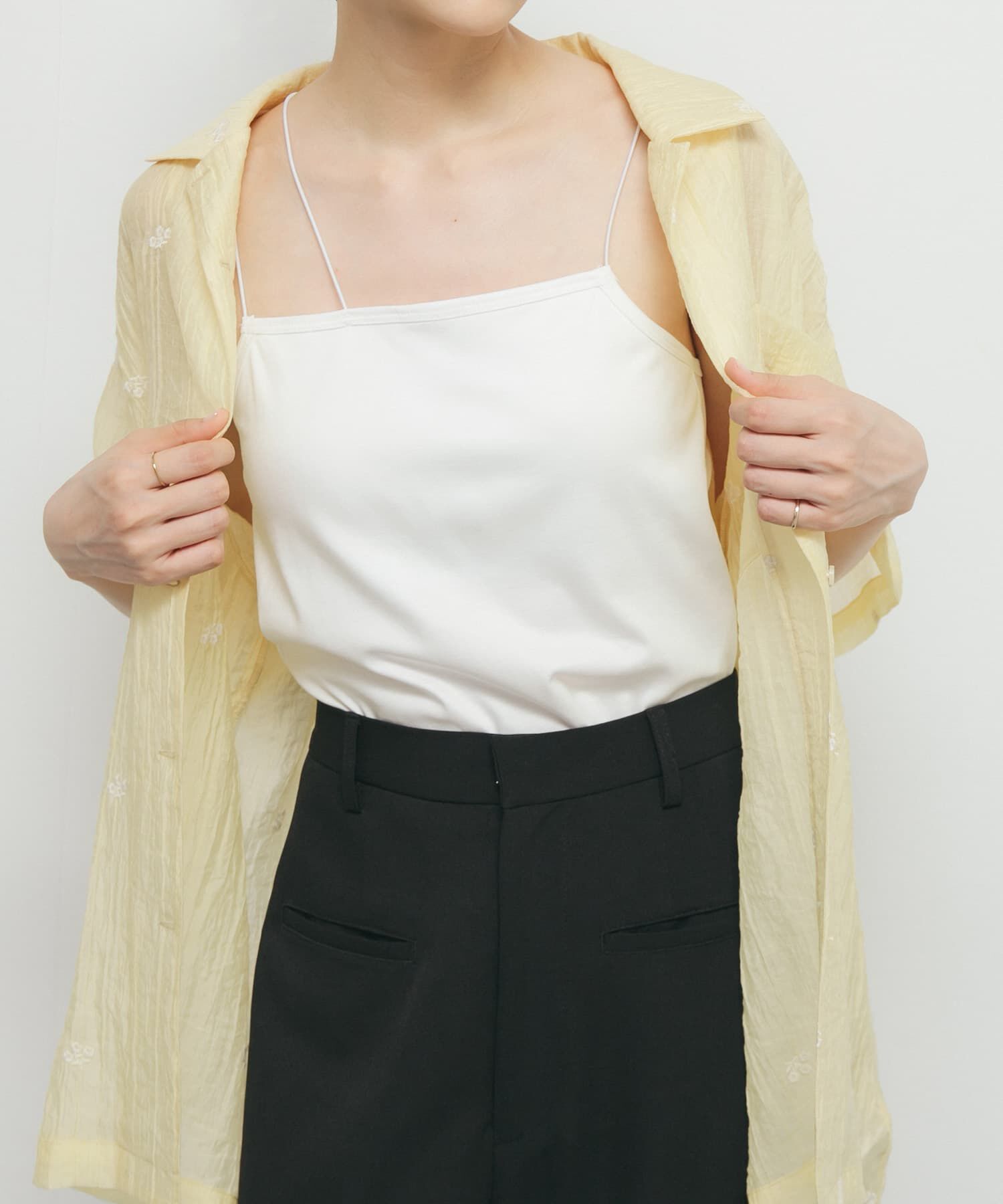  「アシンメトリーカップ付キャミ」|キャミソール|オフホワイト