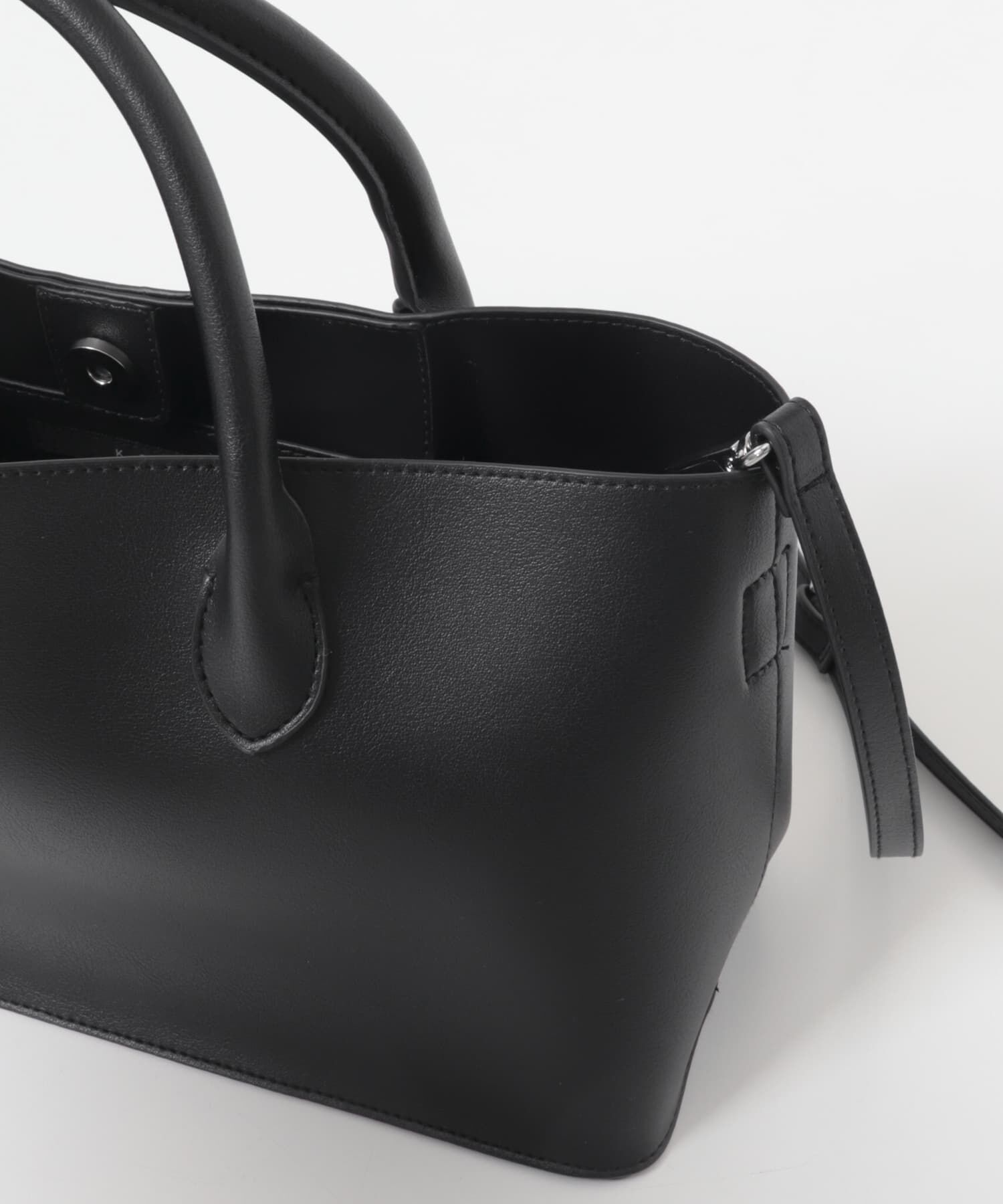  「チャーム付きワイドボックスBAG」|ハンドバッグ|