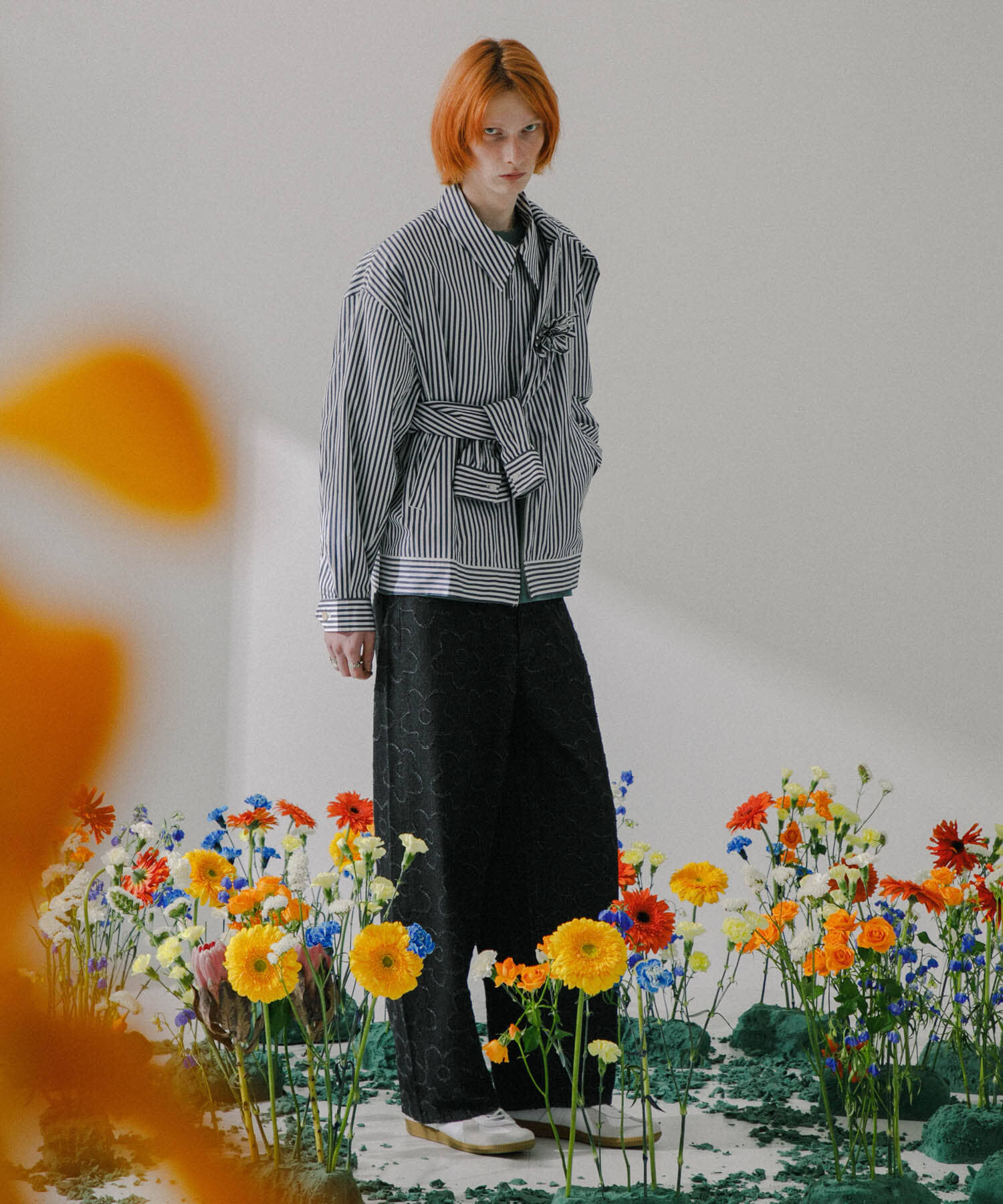 SENSE OF PLACE by URBAN RESEARCH「hxcyyd &times; SOP　ストライプフラワーコサージュシャツブルゾン(UNISEX)」|ブルゾン・スタジャン|