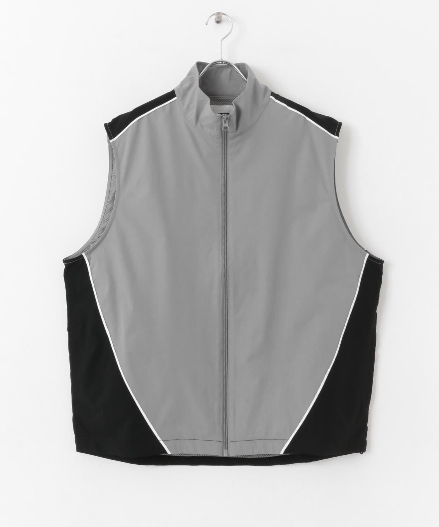 SENSE OF PLACE by URBAN RESEARCH「『セットアップ対応』 ブロックドトラックベスト」|ノーカラーコート|