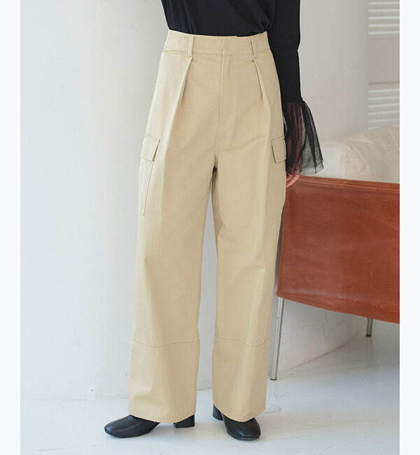 titivate「タックカーゴパンツ」|カーゴ|ベージュ