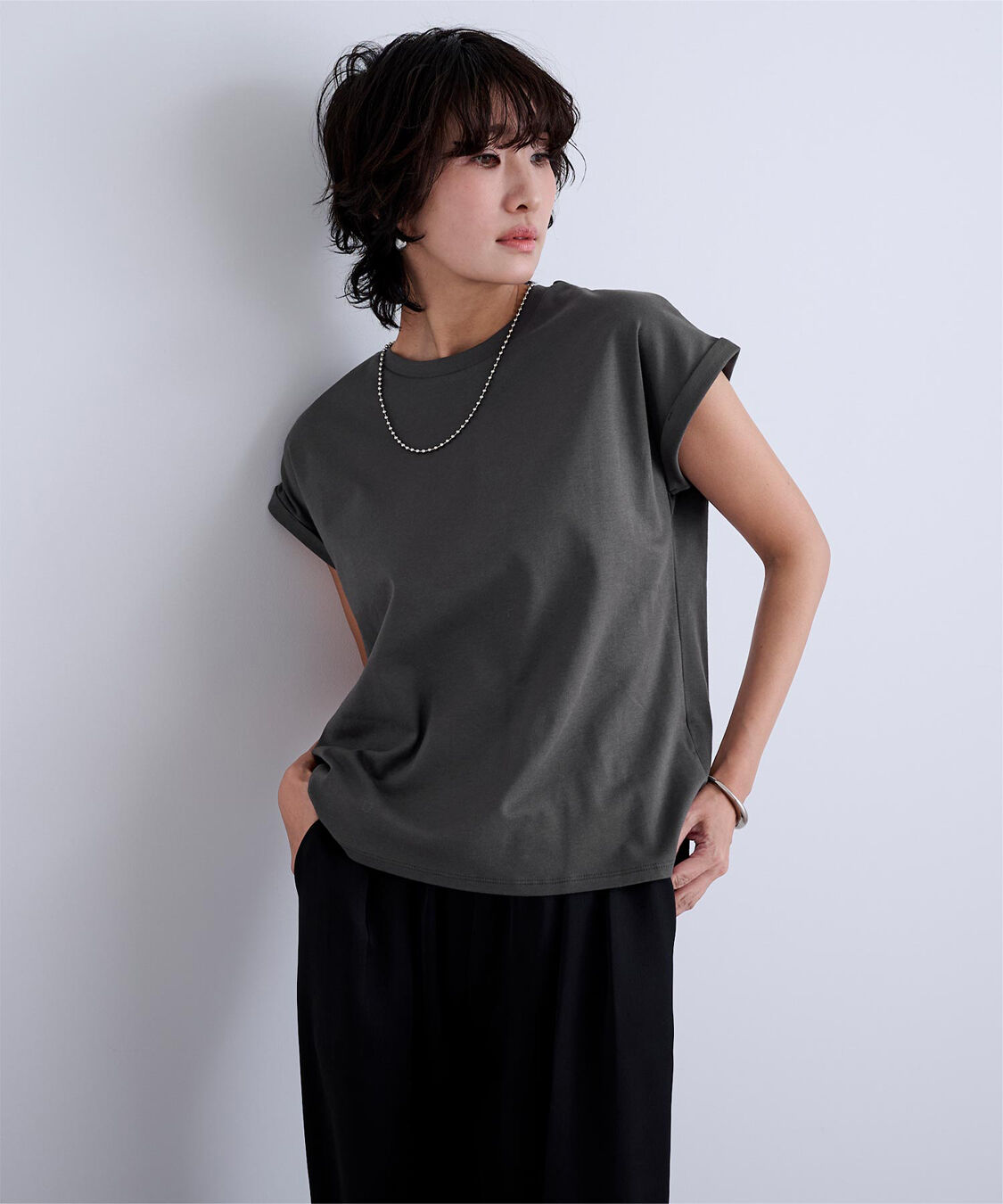 ur's「汗染み防止ダブルカフスTシャツ」|Tシャツ・カットソー|