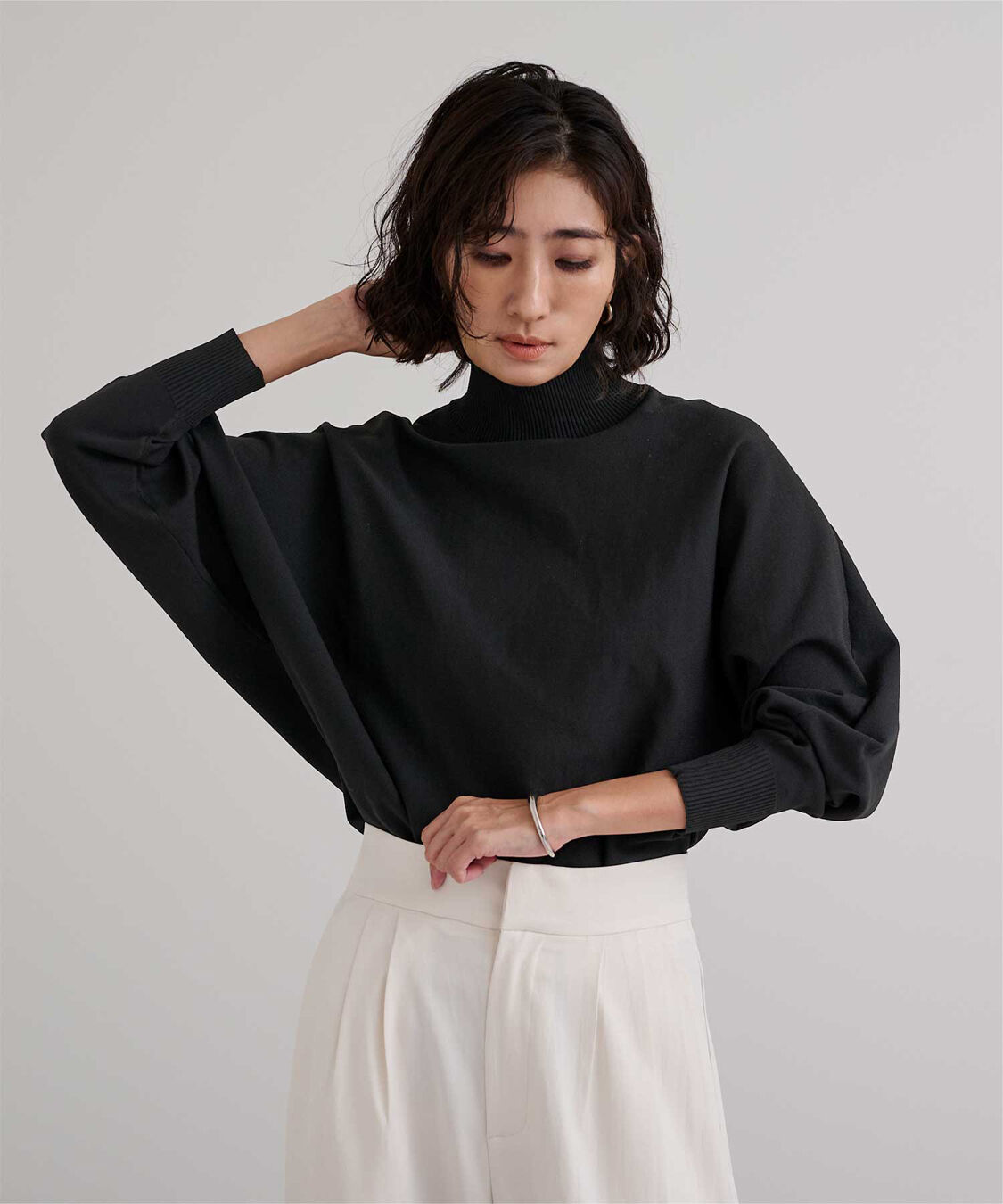 ur's「スポンディッシュハイネックドルマンスリーブニット」|ニット・セーター|