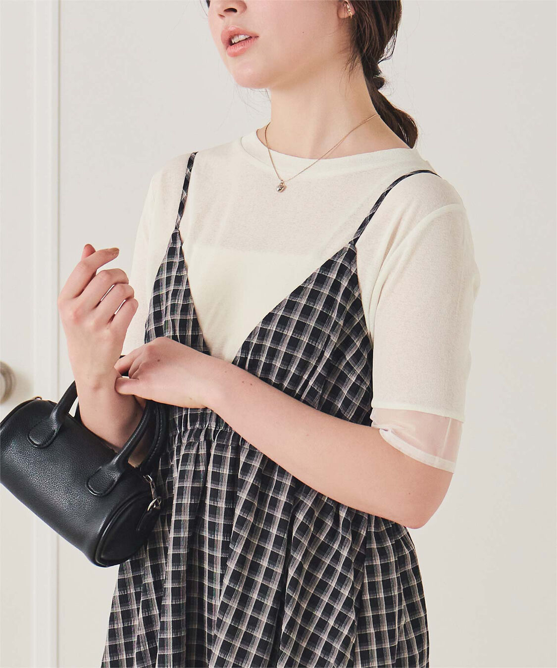 titivate「シアー切替ハーフスリーブカットソートップス」|Tシャツ・カットソー|