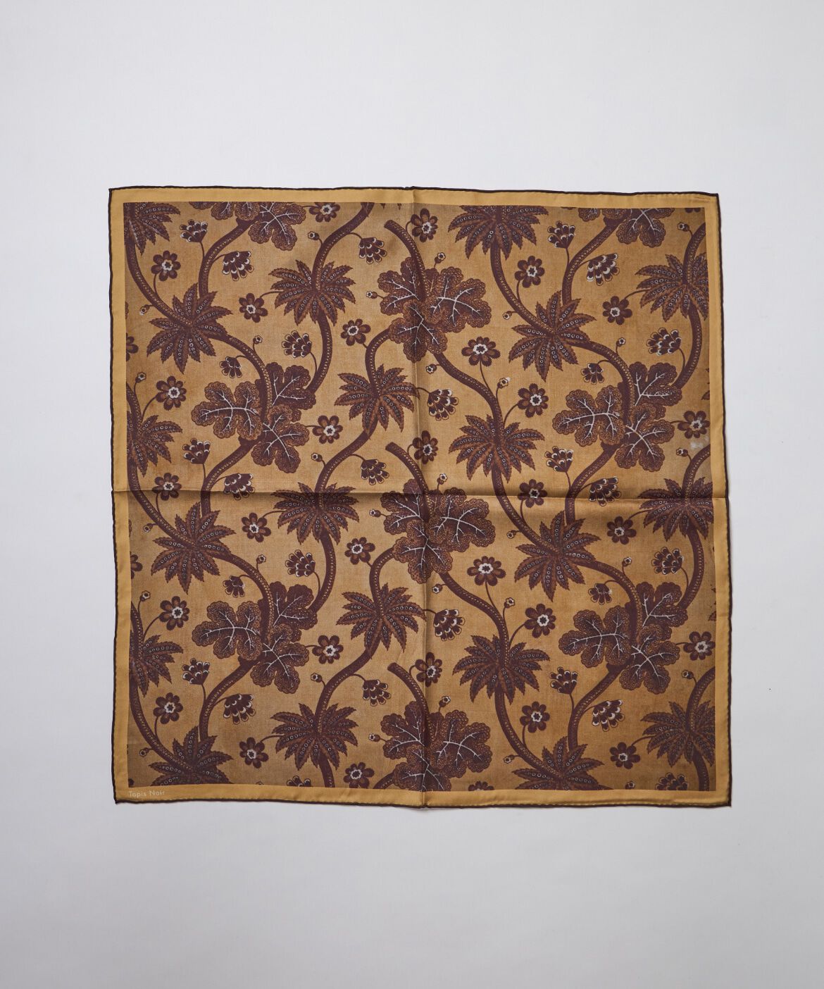 INED「《SUPERIOR CLOSET》Small Classical Gold Scarf《Tapis Noir》」|バンダナ・スカーフ|