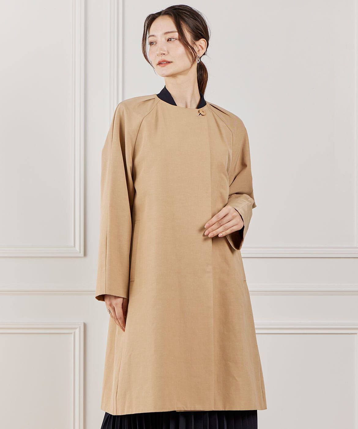 INED「ノーカラーコート」|ステンカラーコート|