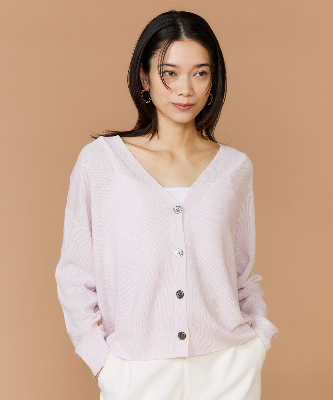 INED「Vネックカーディガン《Cuoo》」|カーディガン|グレイッシュ 3