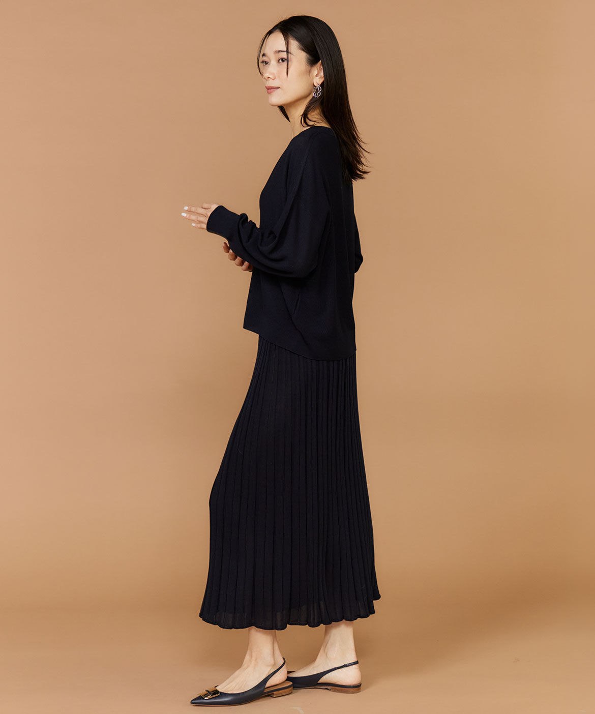 INED「Vネックカーディガン《Cuoo》」|カーディガン|