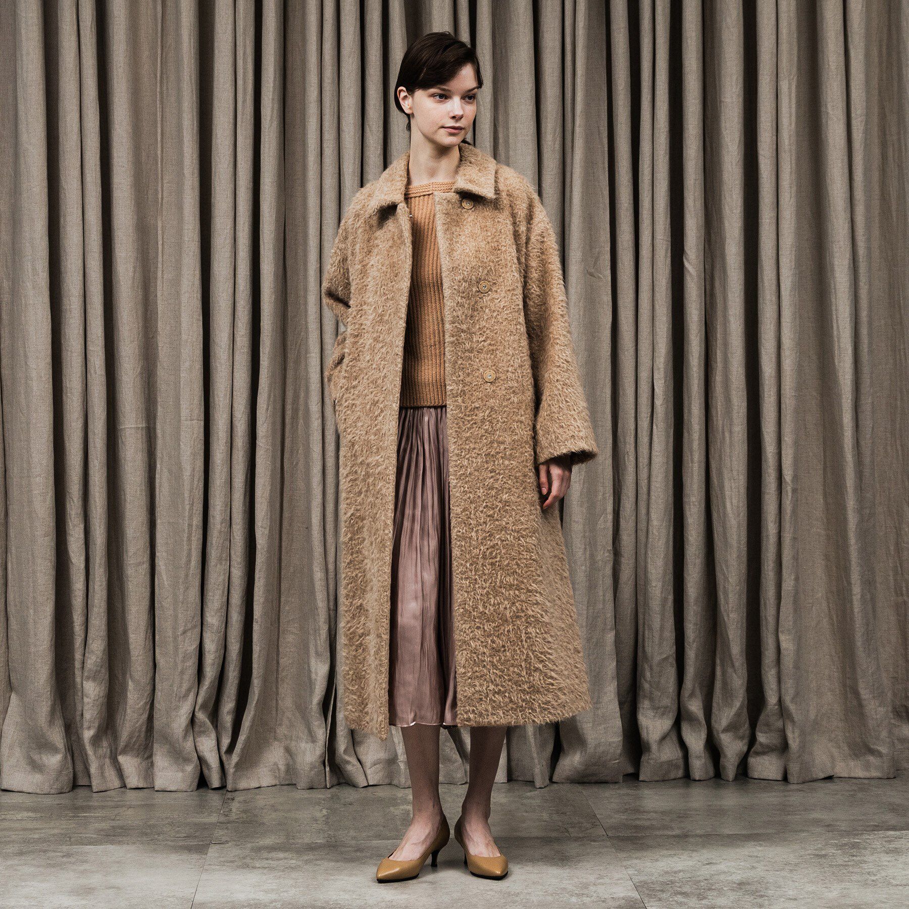 UNTITLED「スーリーアルパカコート」|ステンカラーコート|