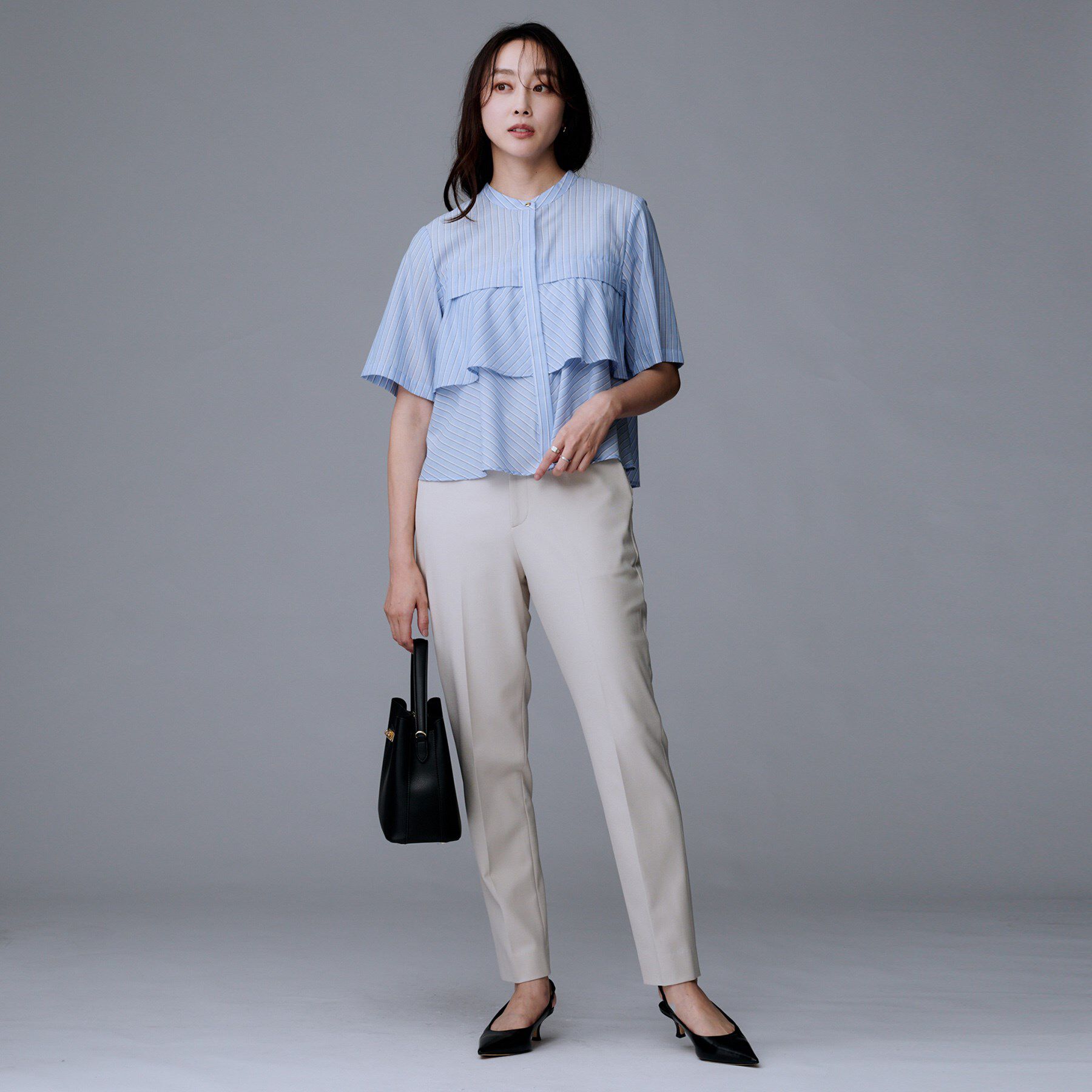 UNTITLED「【短丈/前ボタン/五分袖】ストライプフリルシャツ」|シャツ・ブラウス|