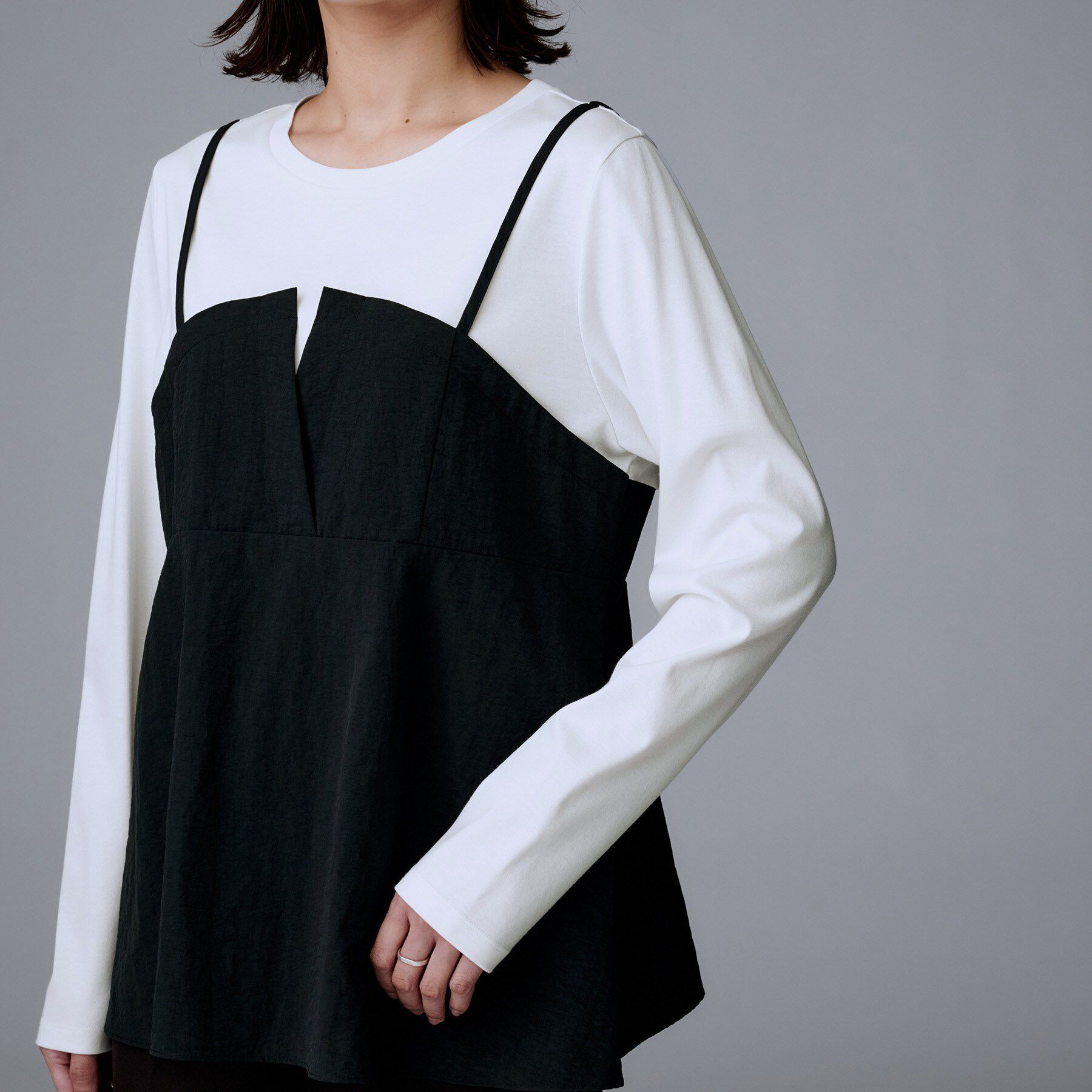 UNTITLED「【洗える/ゆったりシルエット】ビスチェドッキング　プルオーバー」|Tシャツ・カットソー|