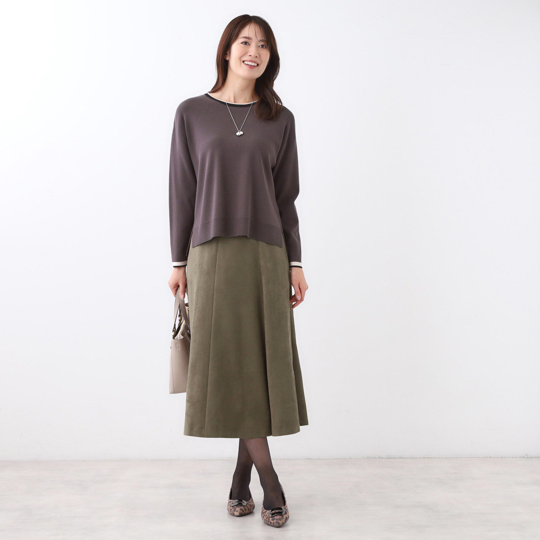 Reflect「【ジャケット合わせにぴったり◎】スエードライクフレアスカート」|スカート|