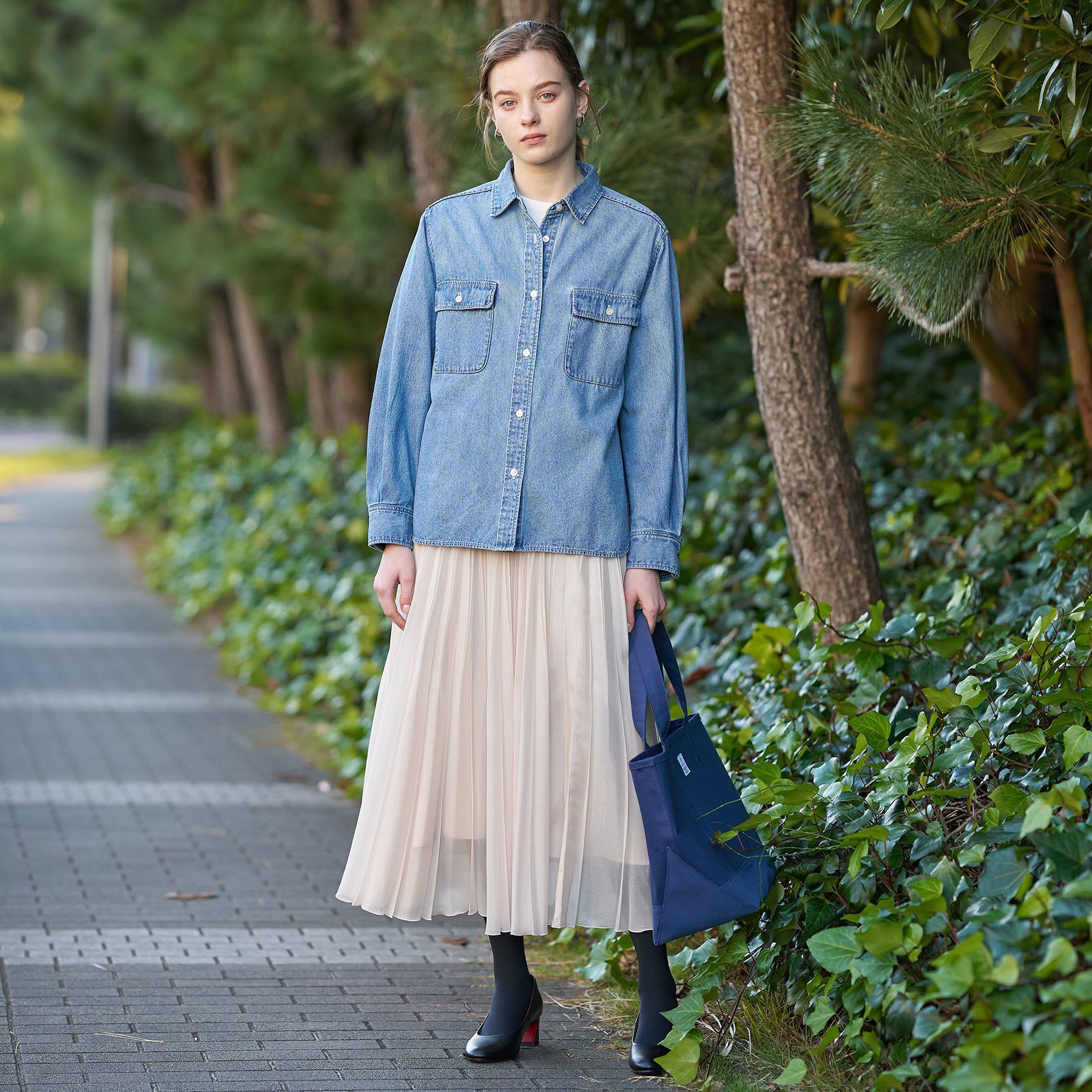 DRESSTERIOR「【ウォッシャブル】ライトオンスデニムシャツ」|シャツ・ブラウス|