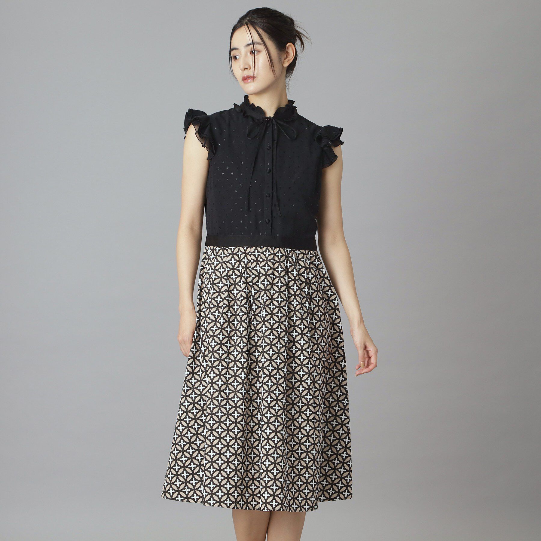 DRESSTERIOR「【ウォッシャブル】オーバーラップウィングスリーブドレス」|ワンピース|