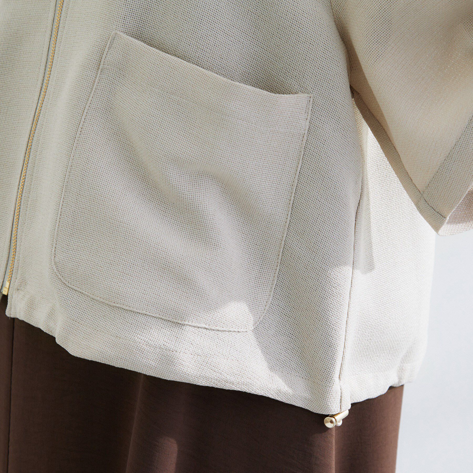 grove「透け感と立体感で魅せる、大人の夏のメッシュワイドスリーブジャケット」|ノーカラージャケット|