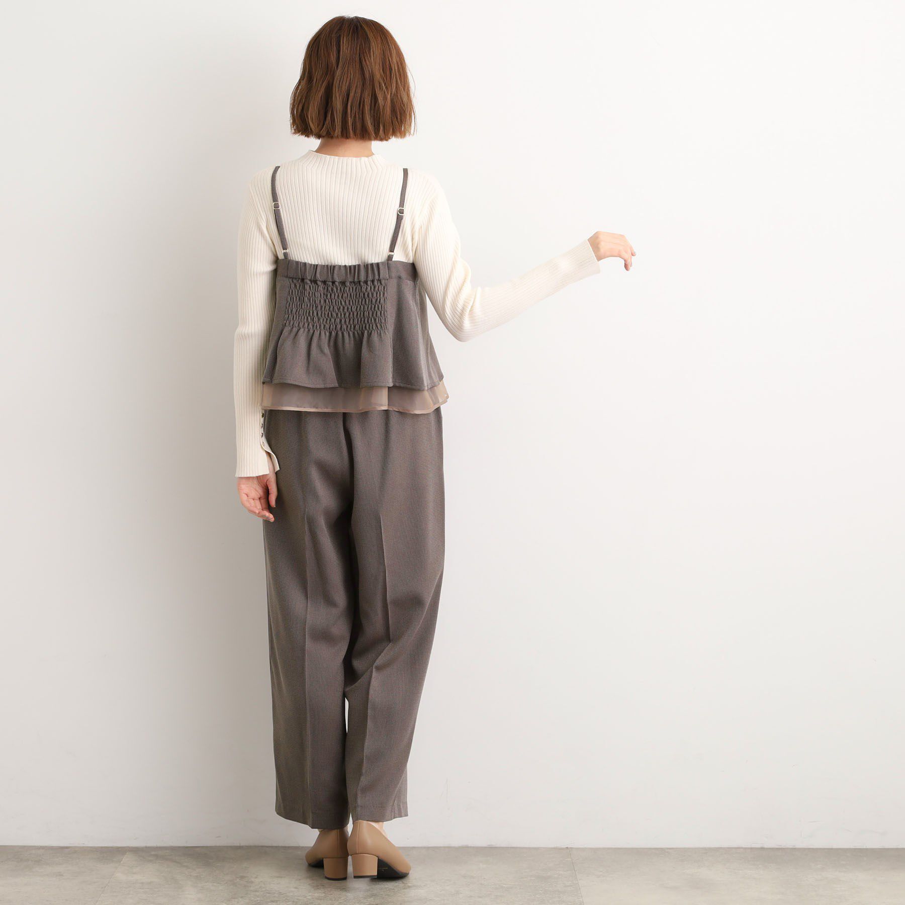 grove「【2点SET/体型カバー】透け感とレイヤードで大人の遊び心を、ビスチェSET UP」|スーツ|