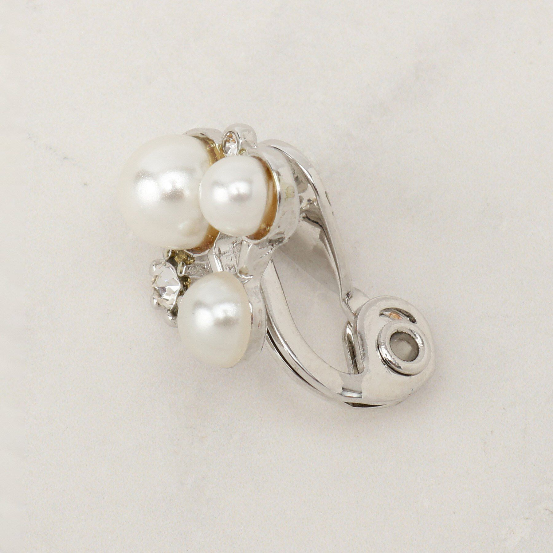 grove「痛くなりにくいパール調ビジューイヤリング」|イヤリング|