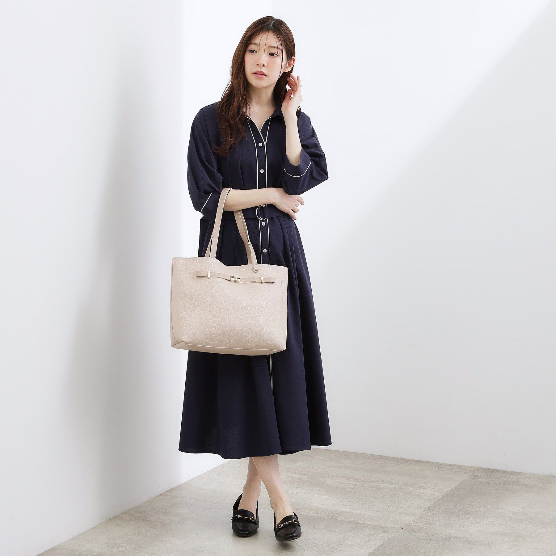 grove「【軽量・A4】ベルト3層トート」|トートバッグ|