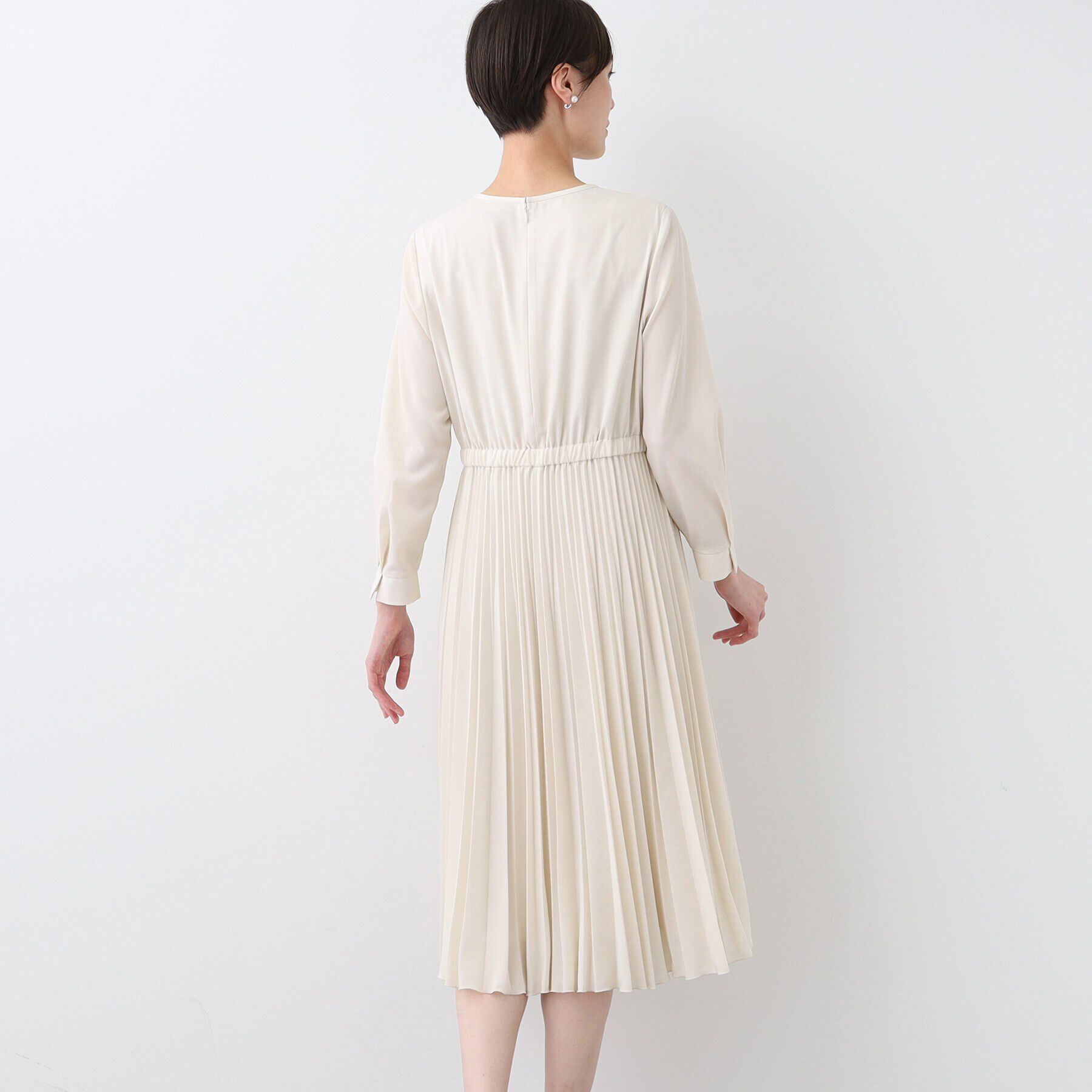 INDIVI「【洗える】スタイルUPプリーツワンピース」|ワンピース|