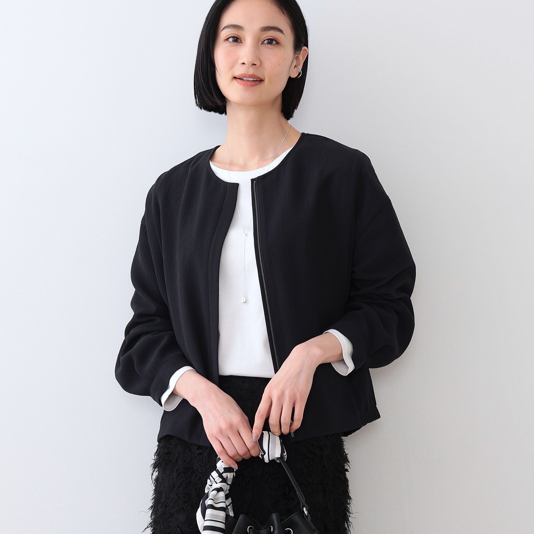 INDIVI「【洗える】凹凸素材シンプルブルゾン」|ブルゾン・スタジャン|