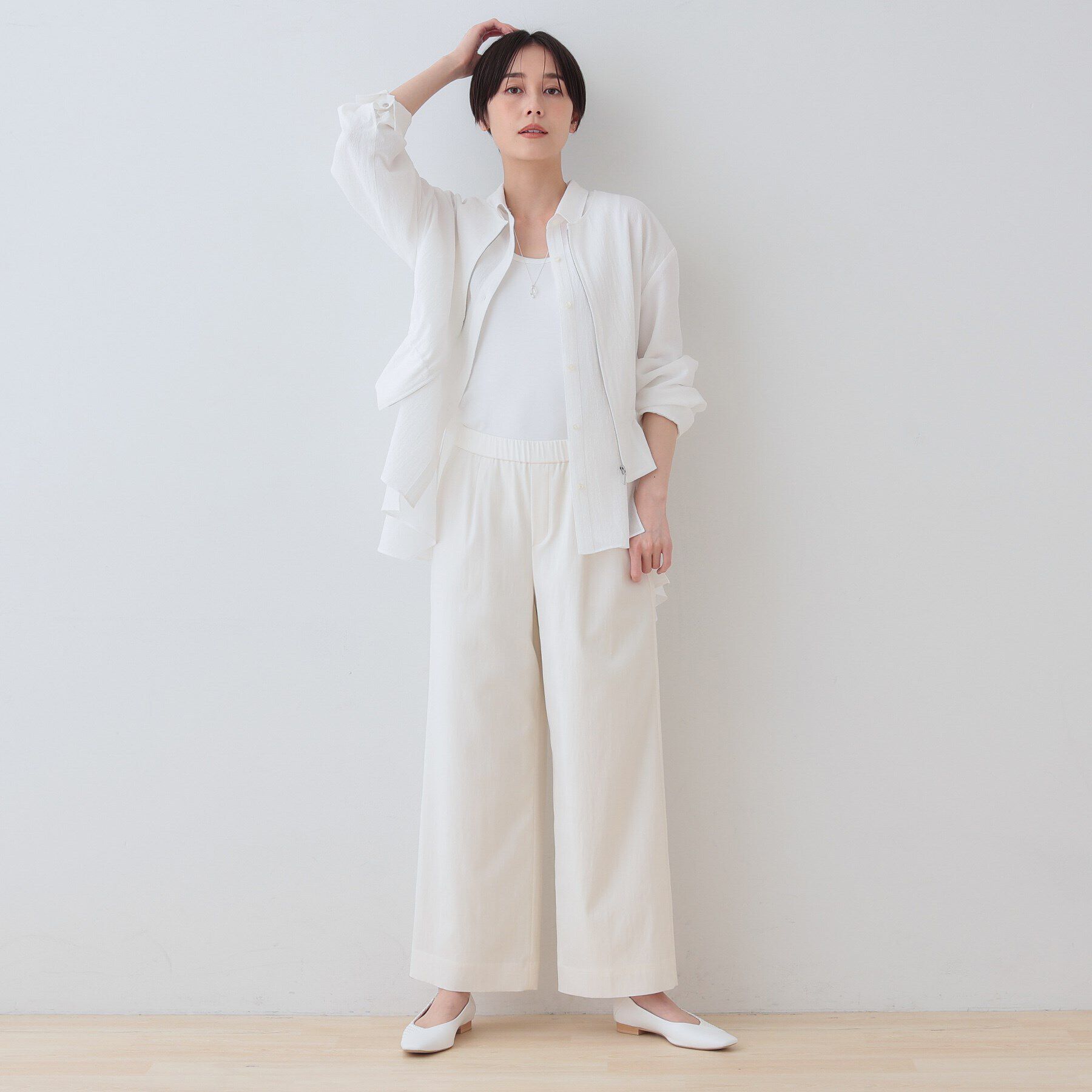 INDIVI「【洗える／凹凸素材】ドロストデザインショート丈ブルゾン」|ブルゾン・スタジャン|