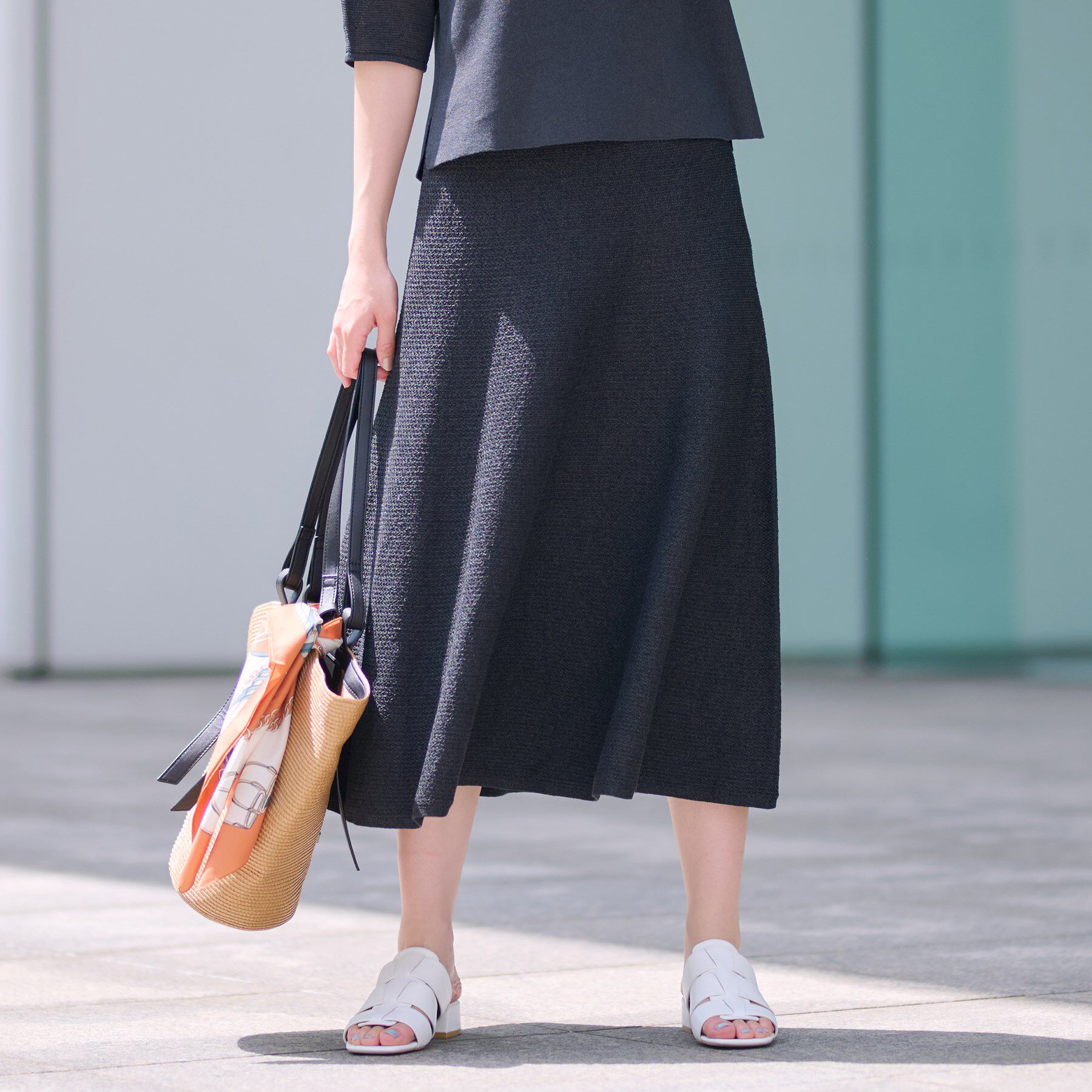 INDIVI「【洗える／和紙混素材／SETUP可能】フレアスカート」|スカート|チャコールグレー(0