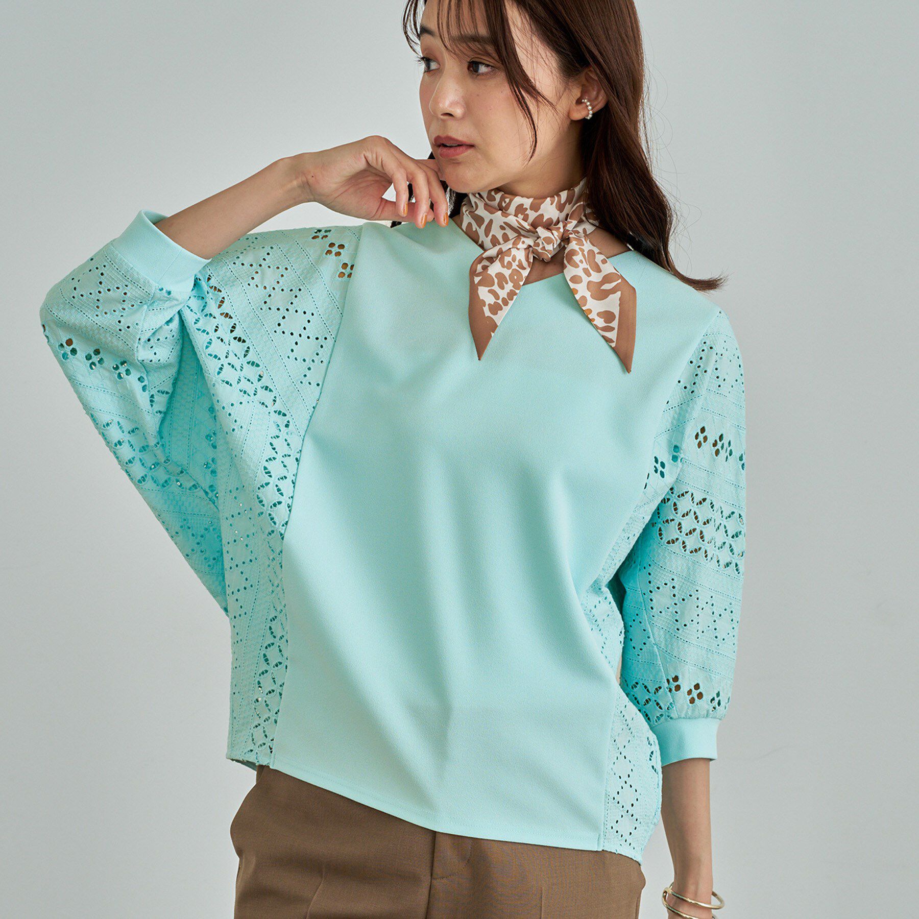 INDIVI「【洗える／体型カバー】レースコンビトップス」|Tシャツ・カットソー|