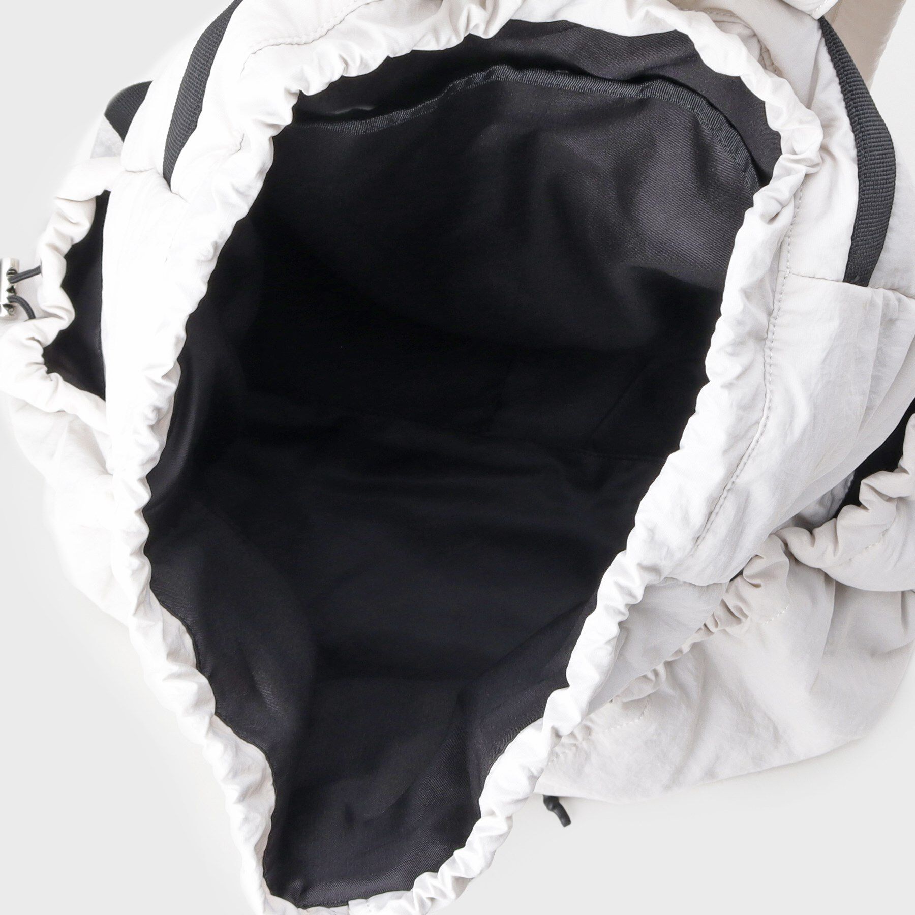 INDIVI「【超軽量】ギャザーリングリュック」|リュック|