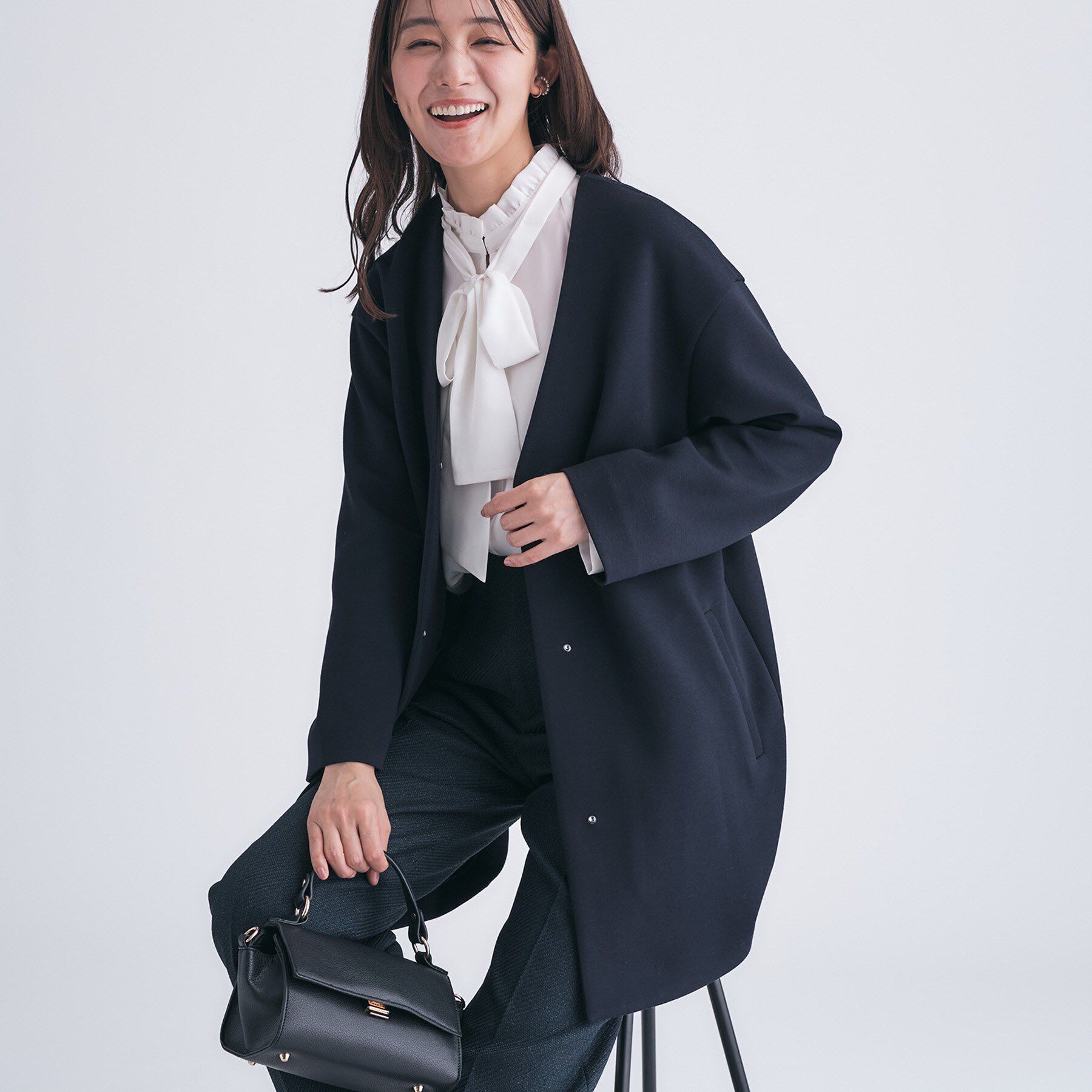 INDIVI「【秋／軽羽織り】ノーカラーミドル丈ライトコート」|ノーカラージャケット|