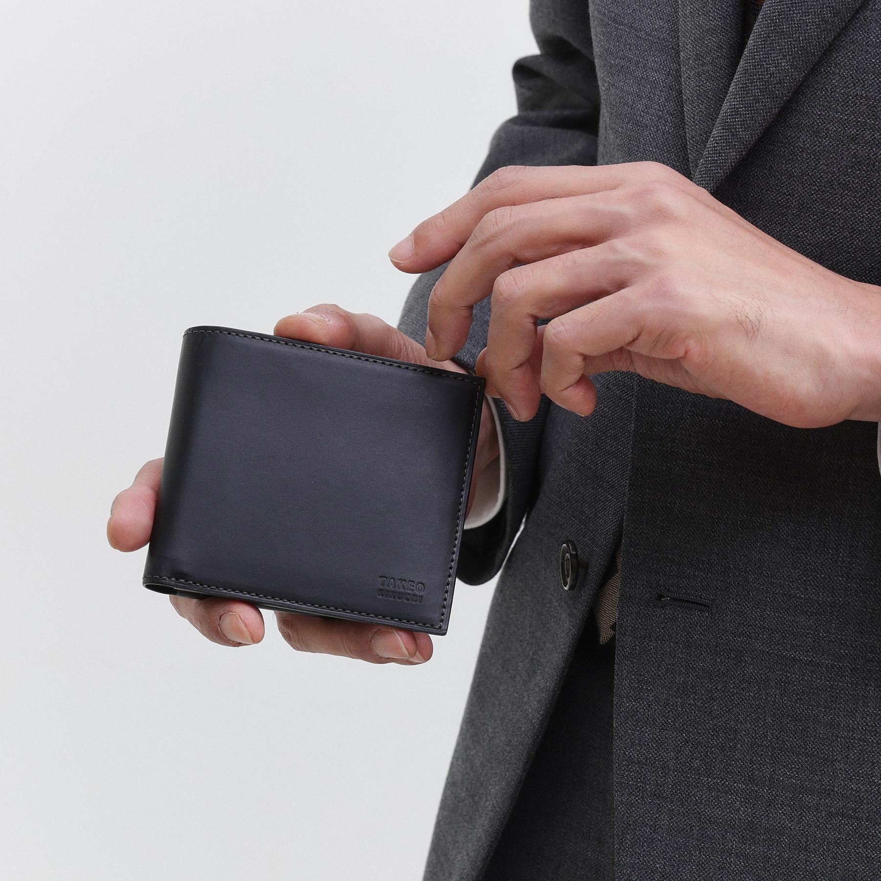 TAKEO KIKUCHI「アンティーク調レザー 2つ折り財布」|財布|