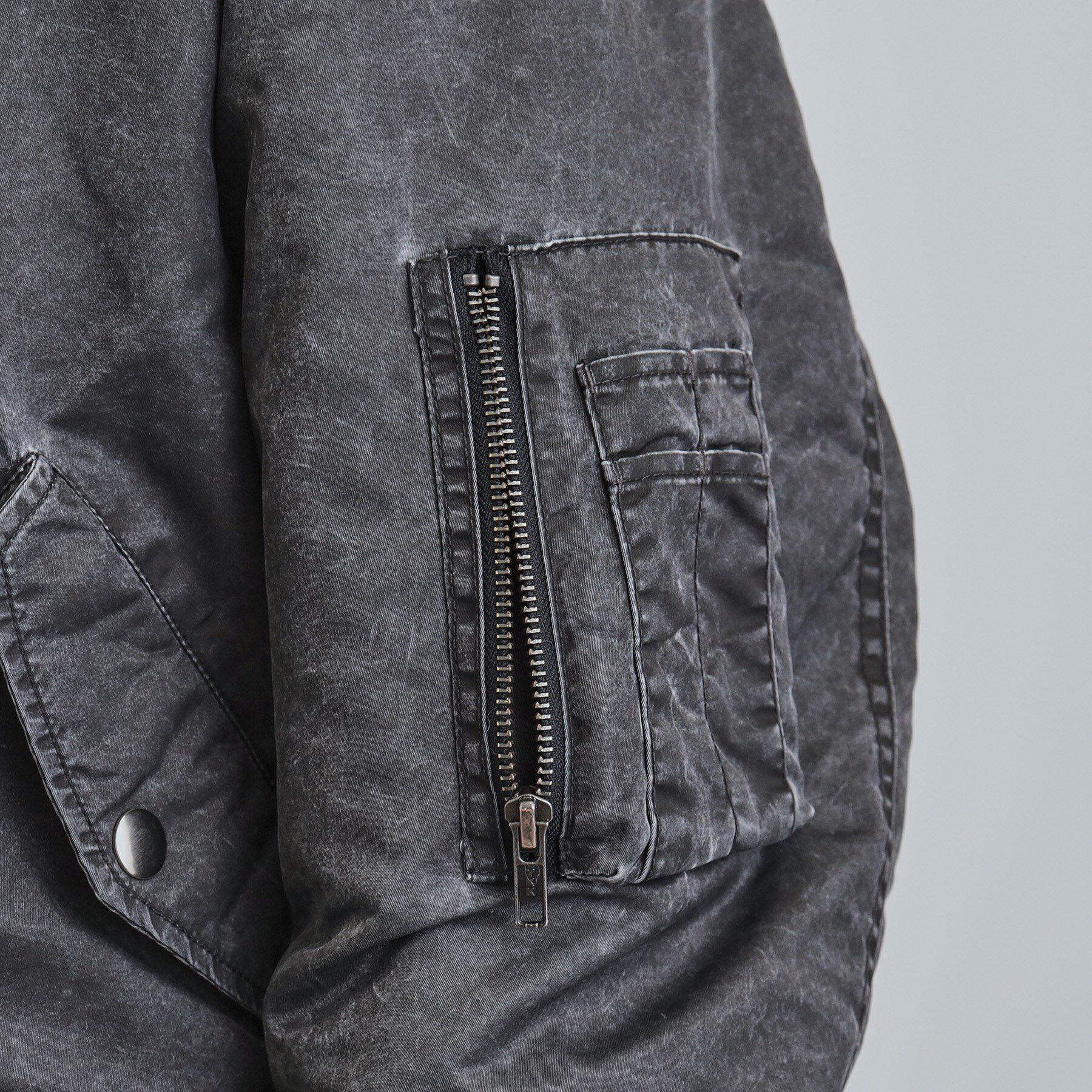 tk.TAKEO KIKUCHI「ヴィンテージライクMA‐1」|ブルゾン・スタジャン|