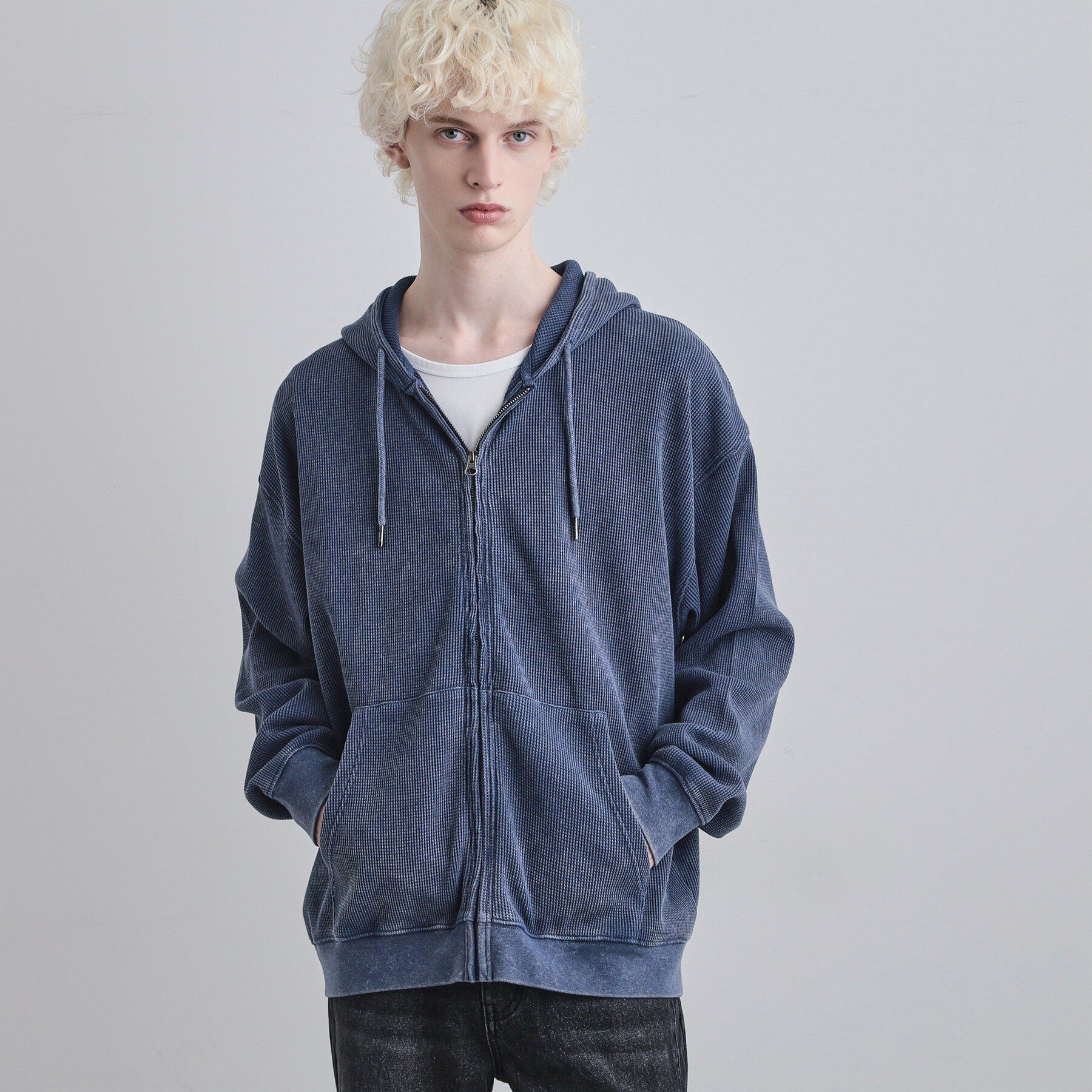 tk.TAKEO KIKUCHI「ヴィンテージワッフルジップパーカー」|パーカー|ブルー(093)