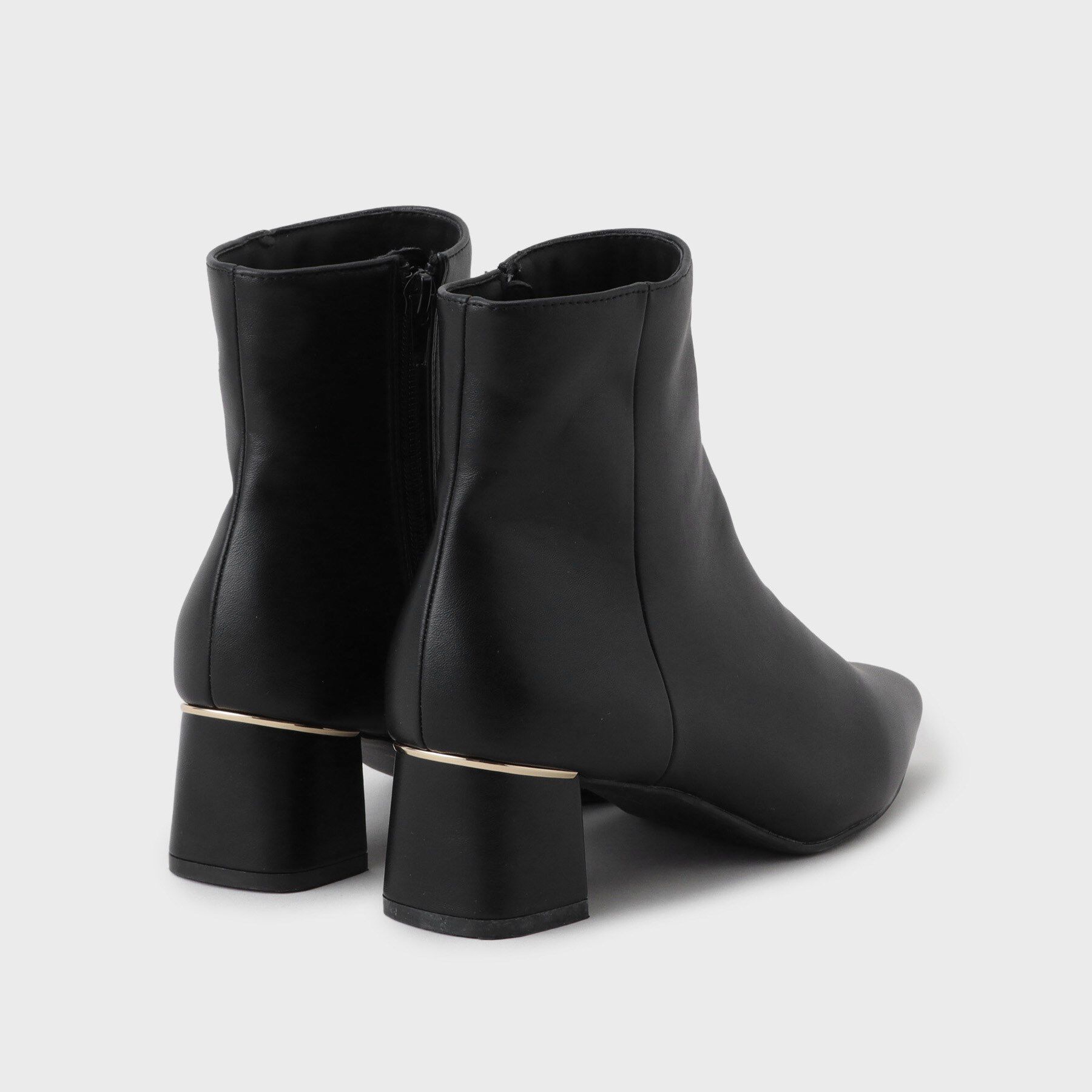 index「【抗菌防臭】レザー調スムースショートブーツ」|ショートブーツ|