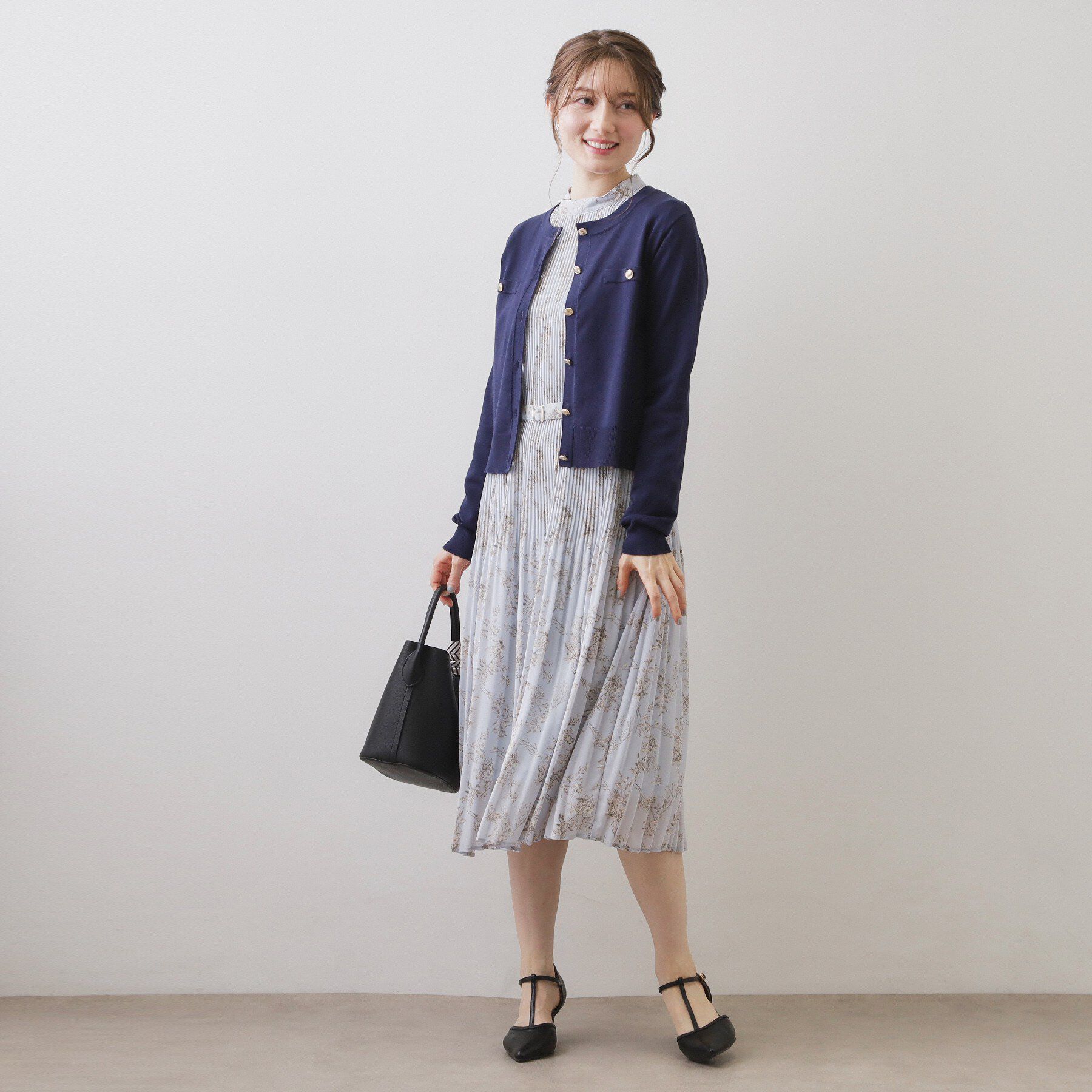 index「ボクシークルーネックカーディガン【洗濯機OK】《5col》」|カーディガン|