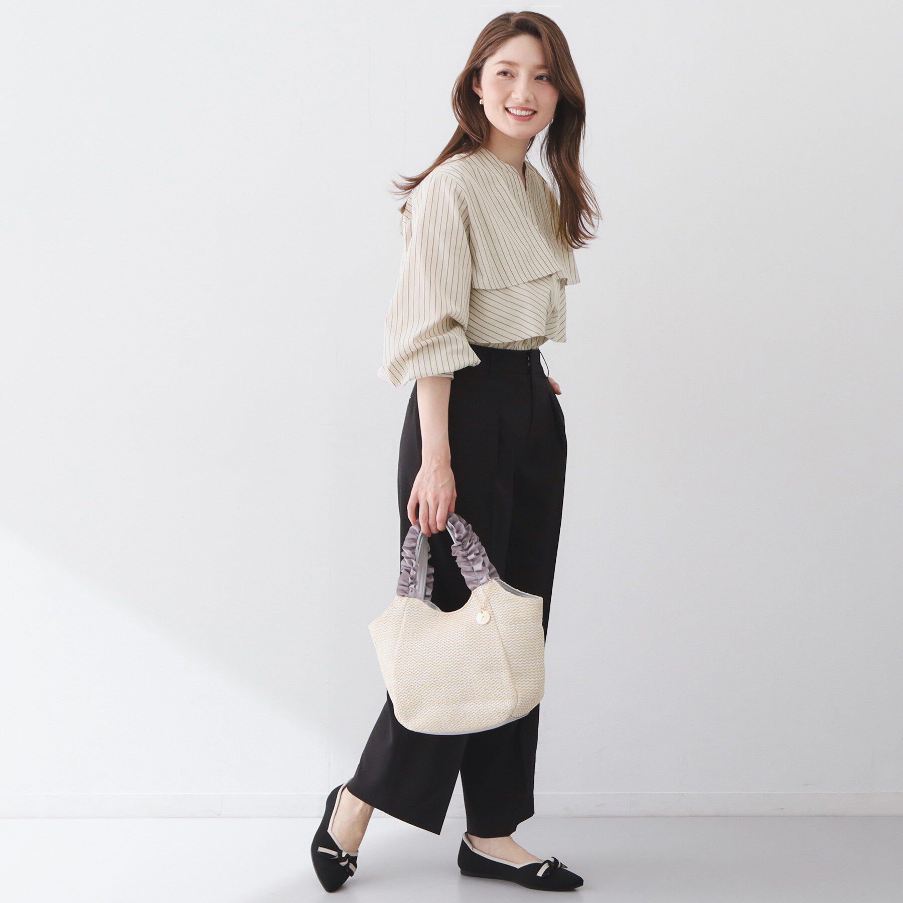 index「フリルキーネックシャツ【洗濯機OK/イージーアイロン/防シワ】《XS～LL/7col》」|シャツ・ブラウス|