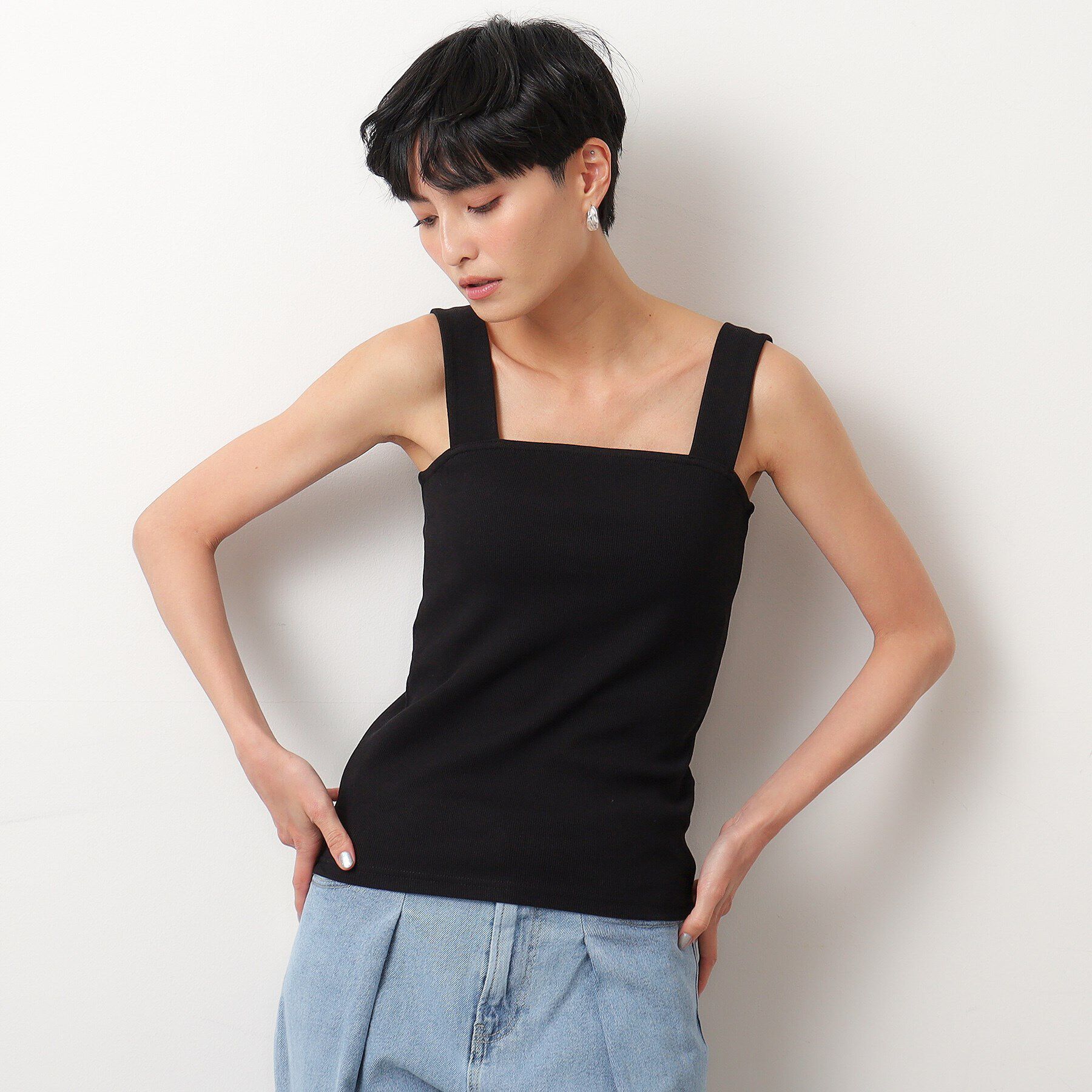 OPAQUE.CLIP「ワイドストラップリブキャミソール【ストレッチ/洗濯機洗い可】」|キャミソール|ブラック(019)