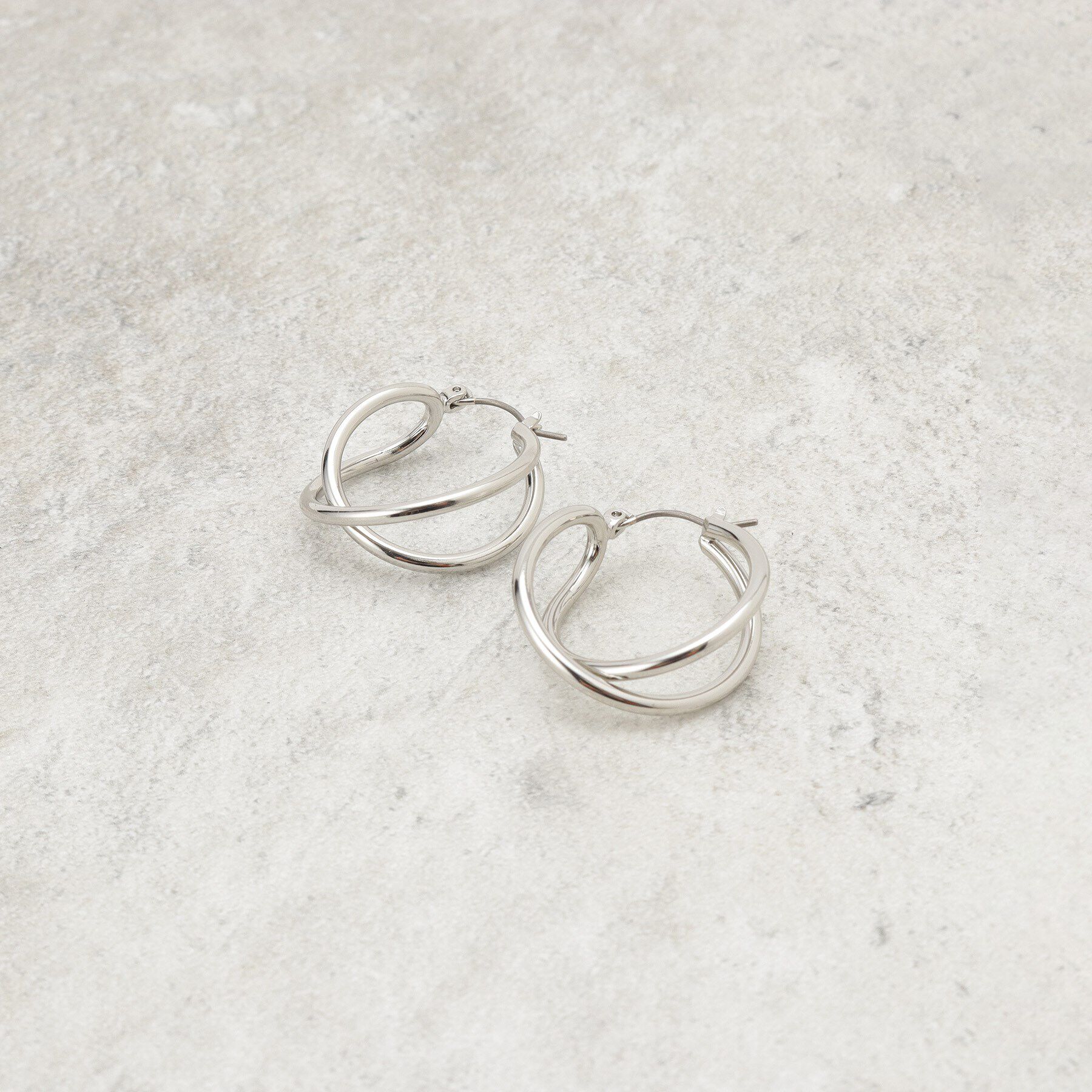 OPAQUE.CLIP「ダブルラインフープピアス」|ピアス|シルバー(006)