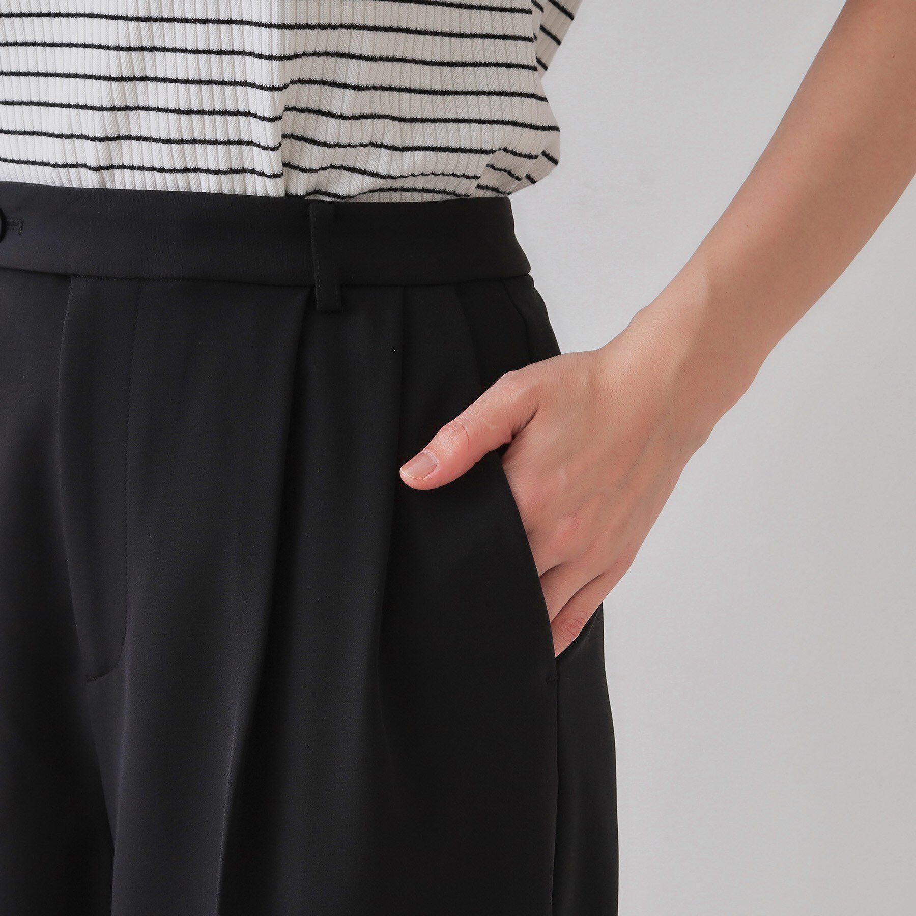 OPAQUE.CLIP「ストレッチタックワイドパンツ【洗濯機洗い可】」|その他|