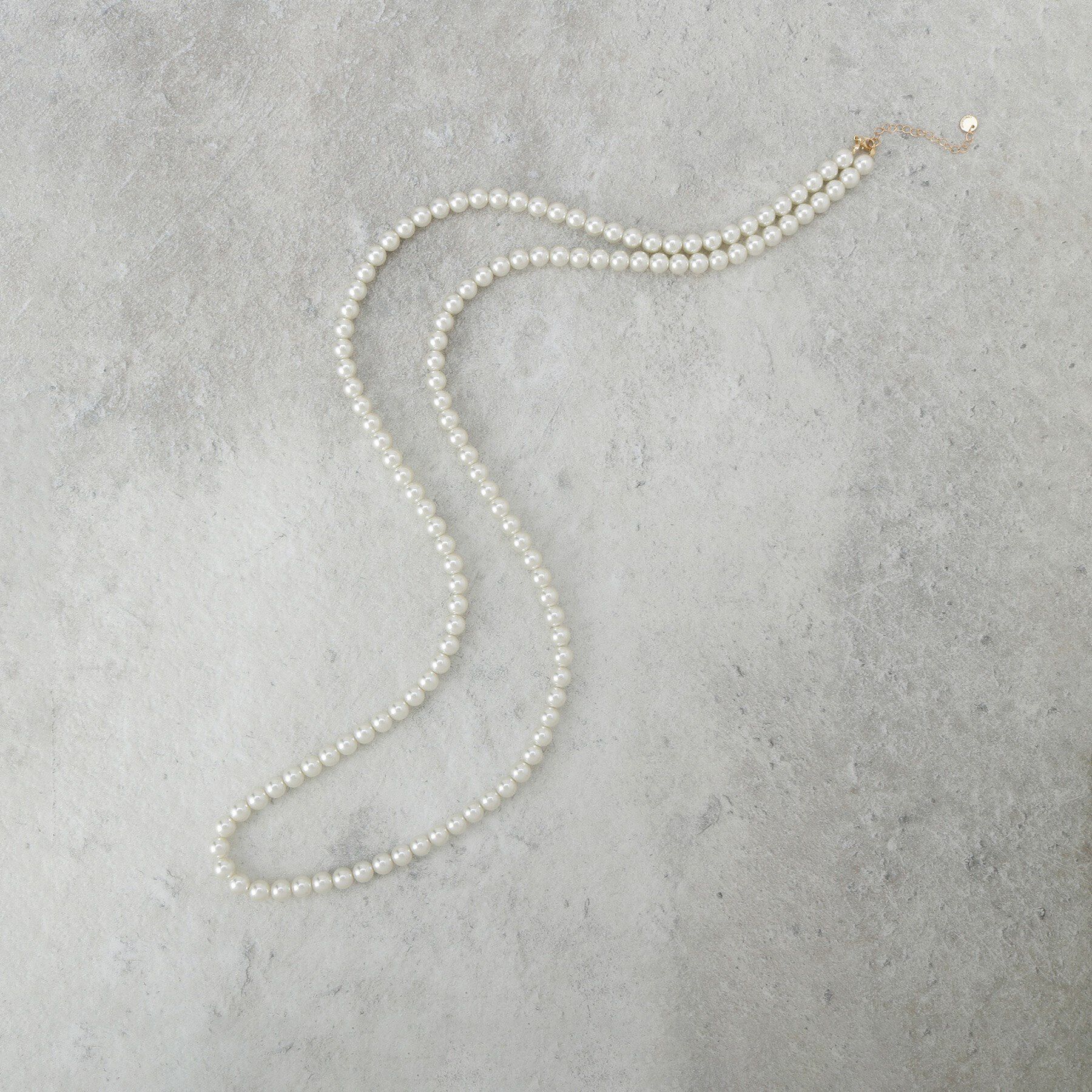 OPAQUE.CLIP「ガラスパールロングネックレス」|ネックレス|オフホワイト(003