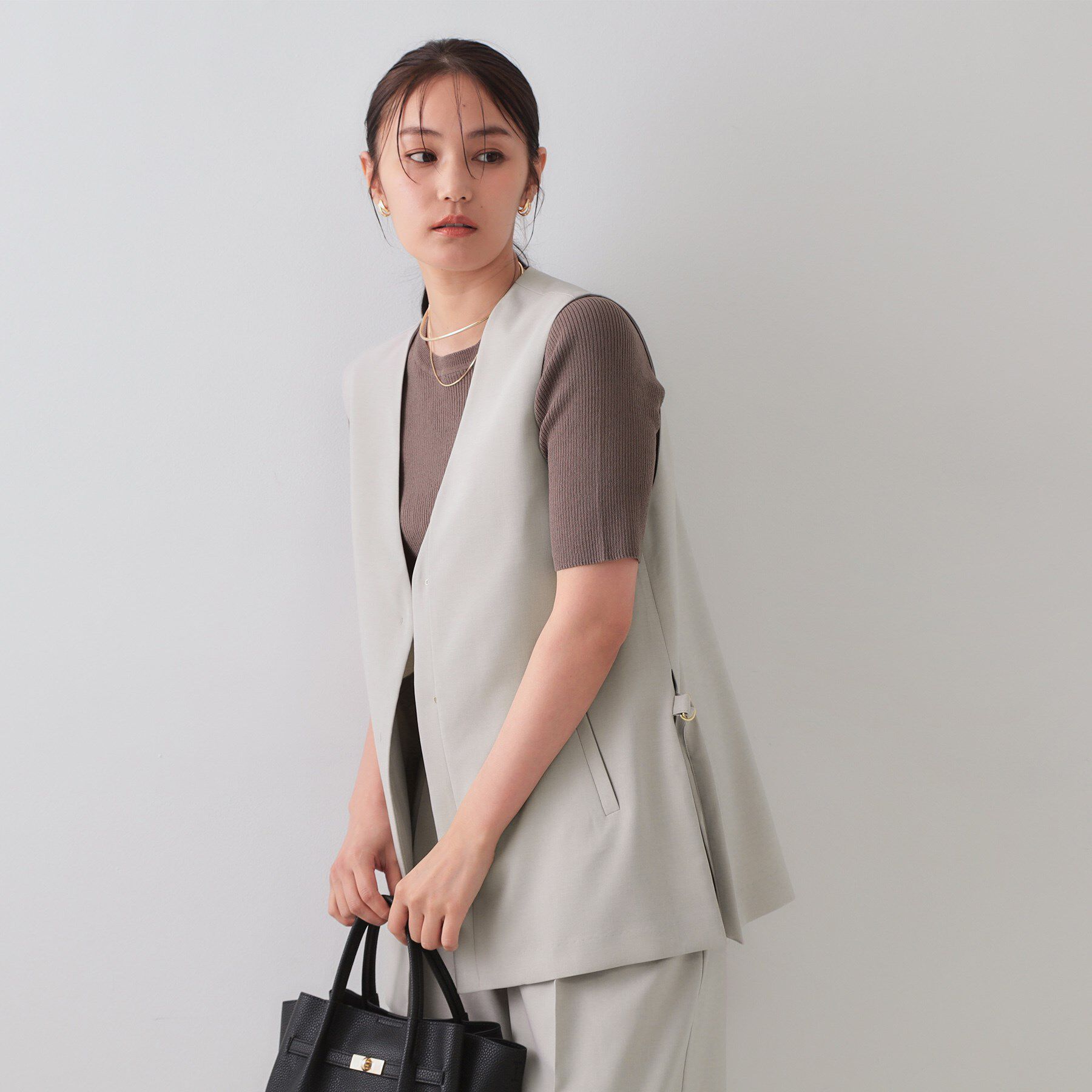 OPAQUE.CLIP「ストレッチVネックジレ/セットアップ対応【UV/接触冷感/洗濯機洗い可/抗ピル】」|ベスト・ジレ|