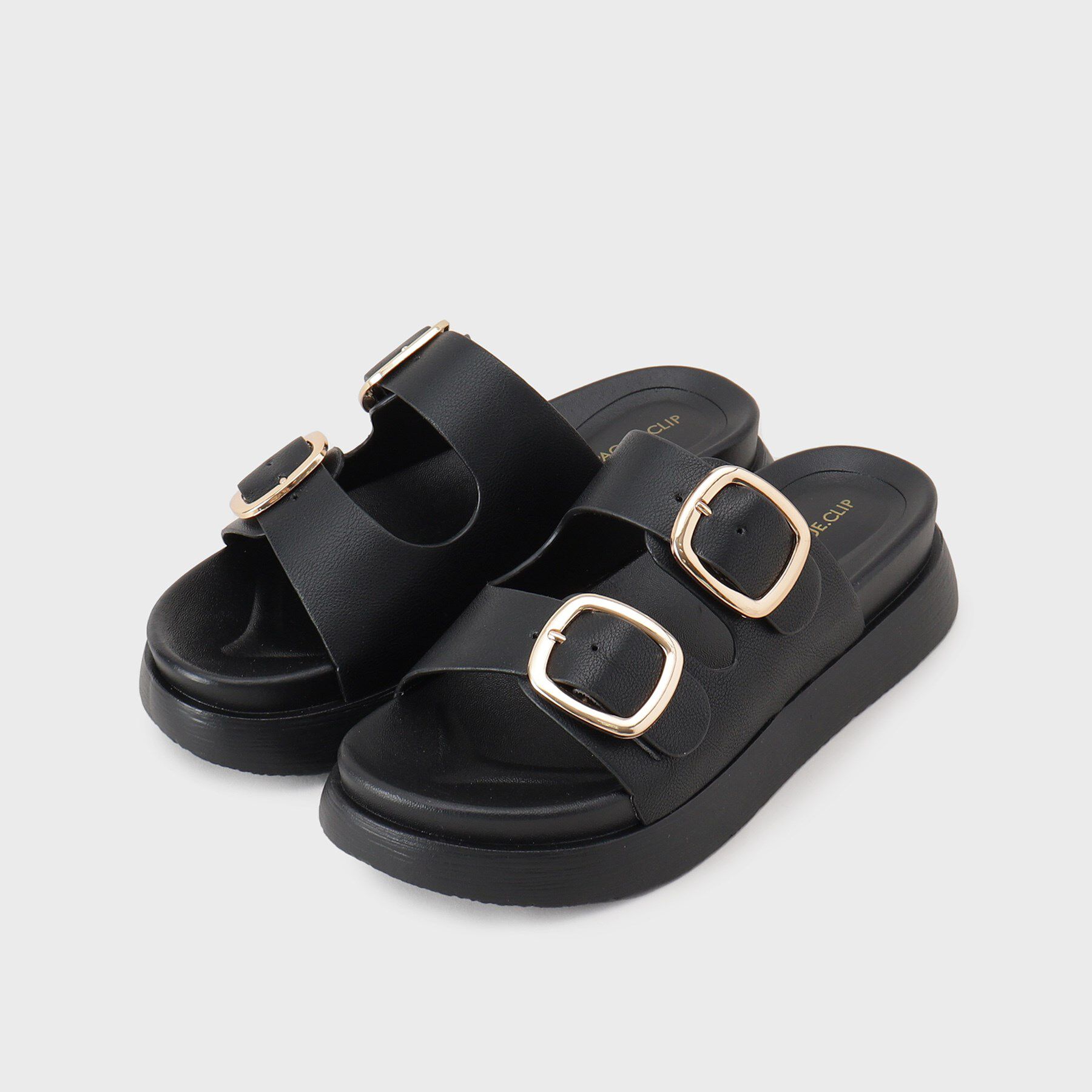 OPAQUE.CLIP「【軽量】ゴールドバックルフットベッドサンダル」|サンダル|ブラック(019)