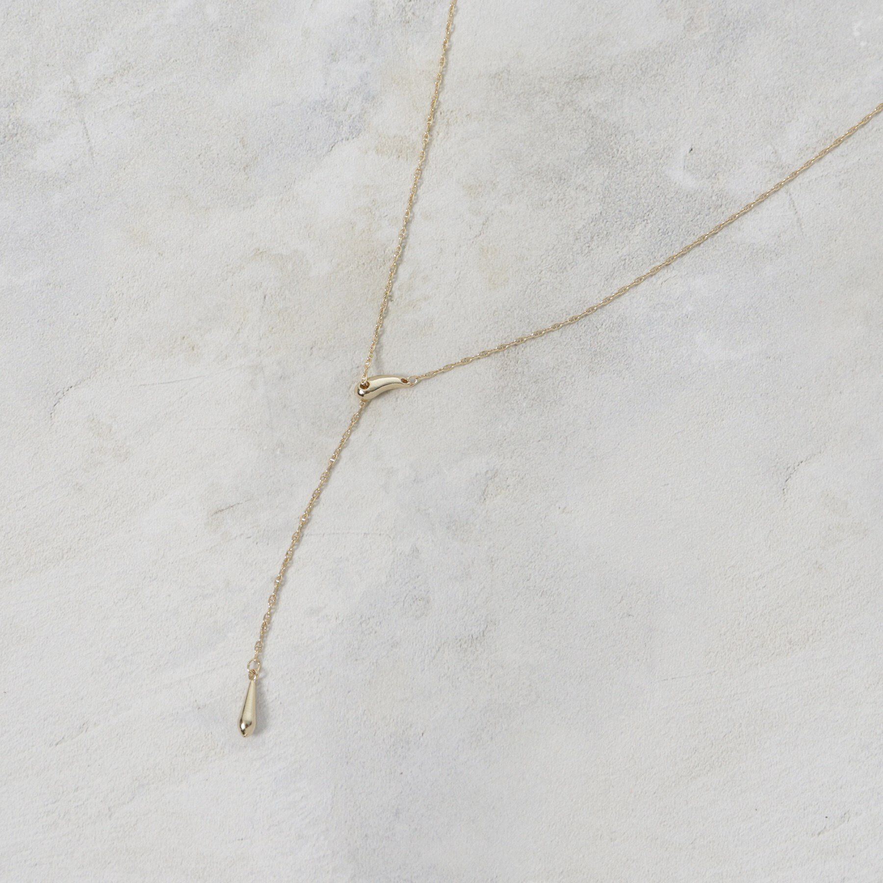 OPAQUE.CLIP「しずくメタルY字スライドチェーンネックレス」|ネックレス|ゴールド(007)