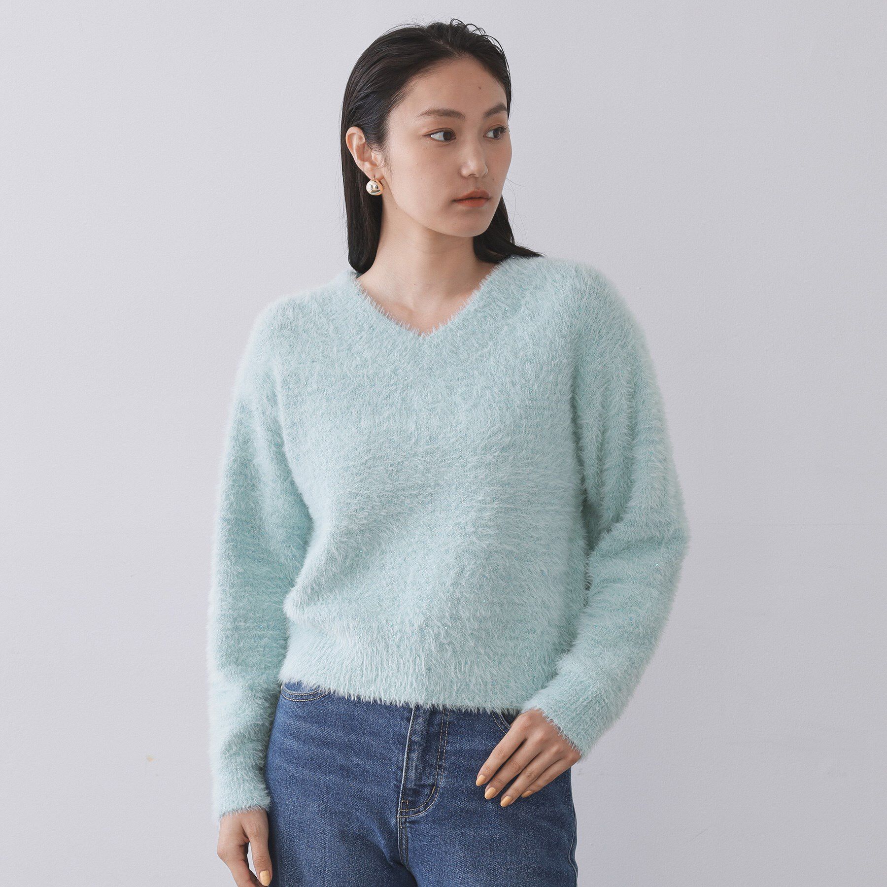 OPAQUE.CLIP「スパンコールフェザーVネックニット【洗濯機OK】」|ニット・セーター|