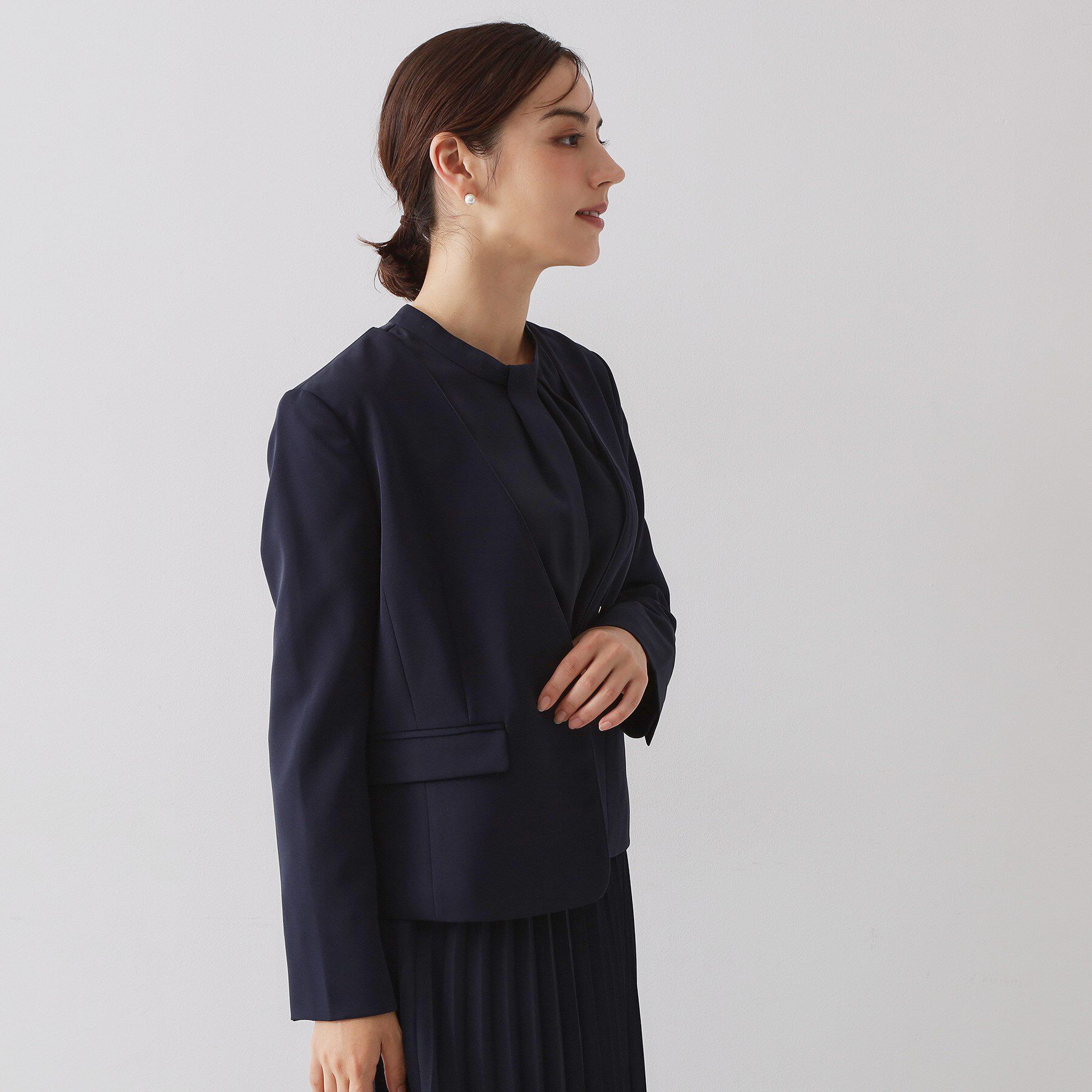 OPAQUE.CLIP「≪通勤・セレモニー/セットアップ対応≫ パイピングVネックジャケット【洗濯機OK】」|ノーカラージャケット|