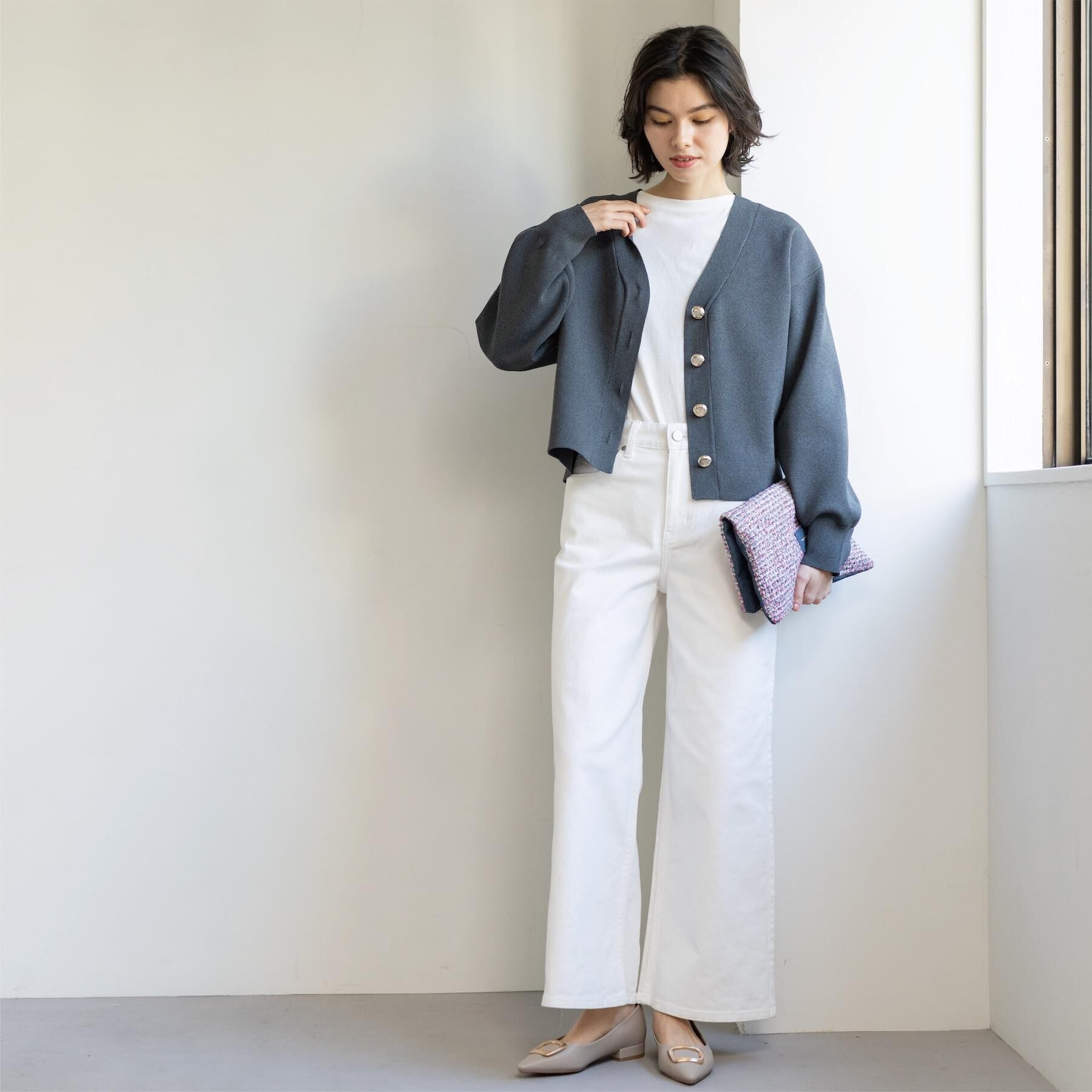 OPAQUE.CLIP「ゴールドビックボタンVネックニットカーディガン【洗濯機OK】」|カーディガン|