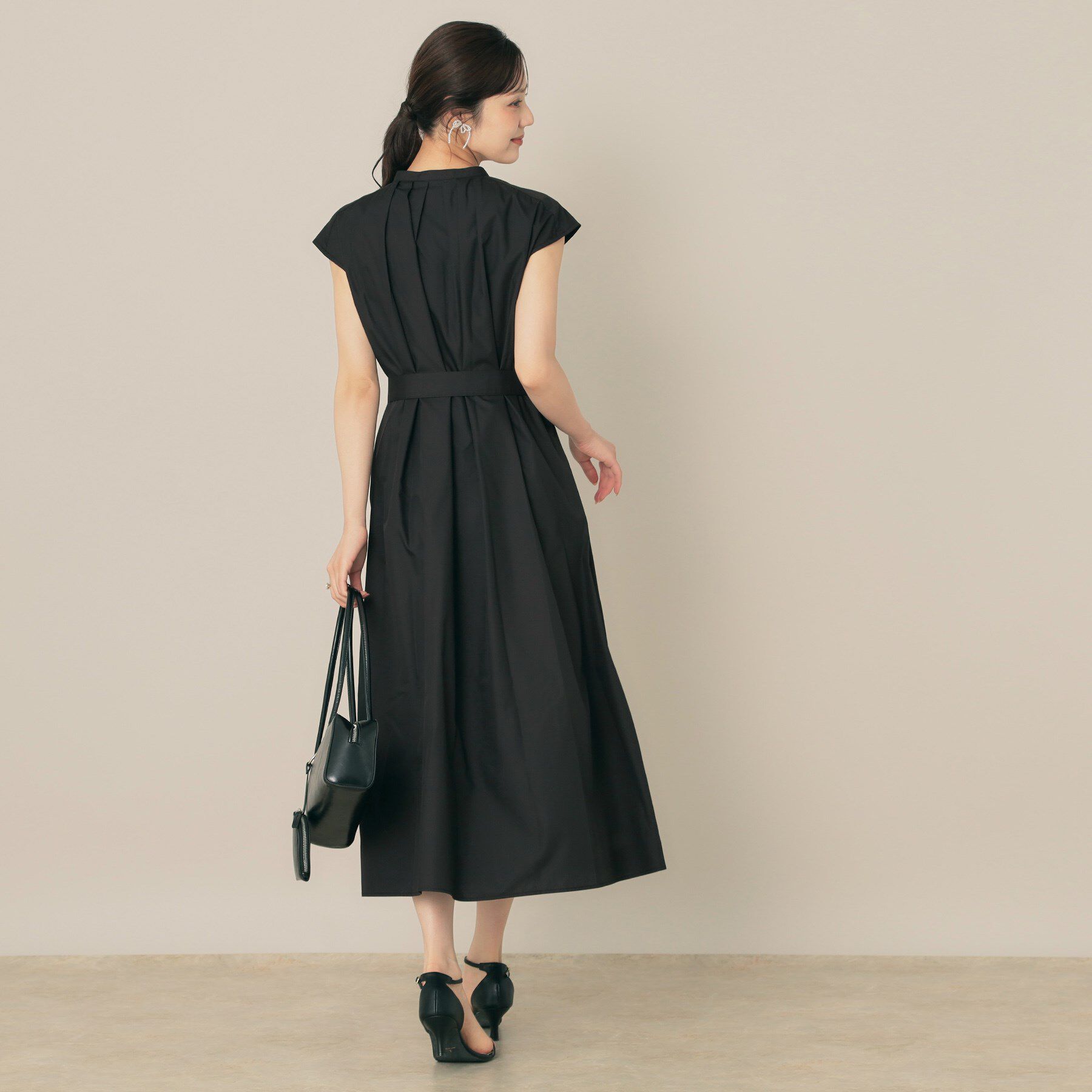 Couture broach「【Aライン・細見え】フロントタックシャツワンピース」|ワンピース|
