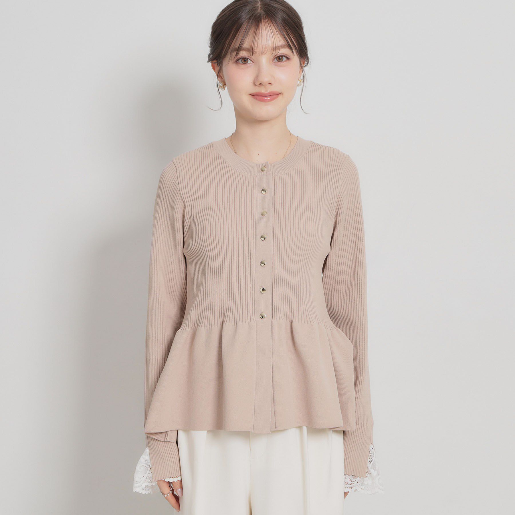 Couture broach「【大人かわいい・洗える】ペプラムニットカーディガン」|カーディガン|