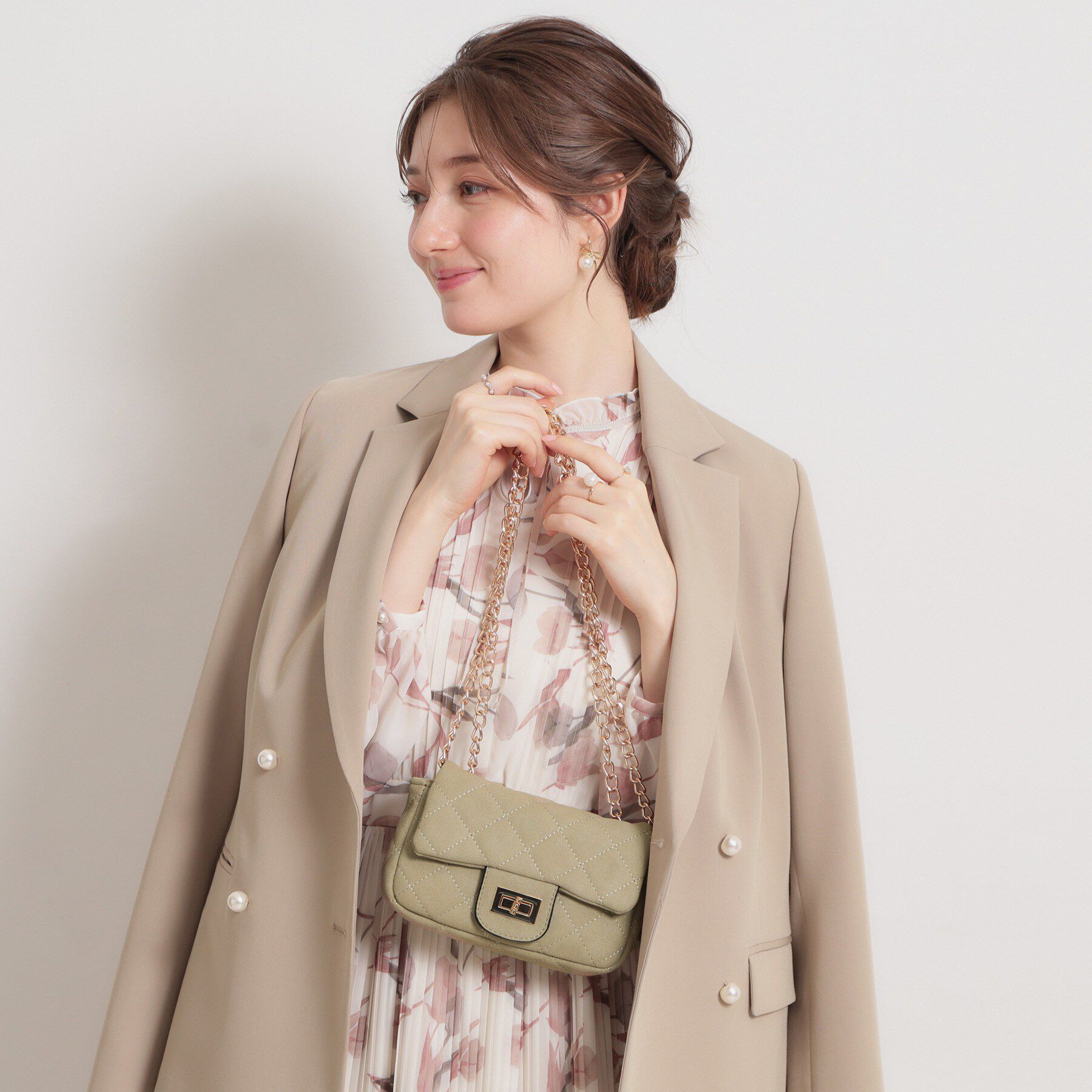 Couture broach「スエード調ミニショルダーバッグ」|ショルダー・メッセンジャー|ベージュ(052)