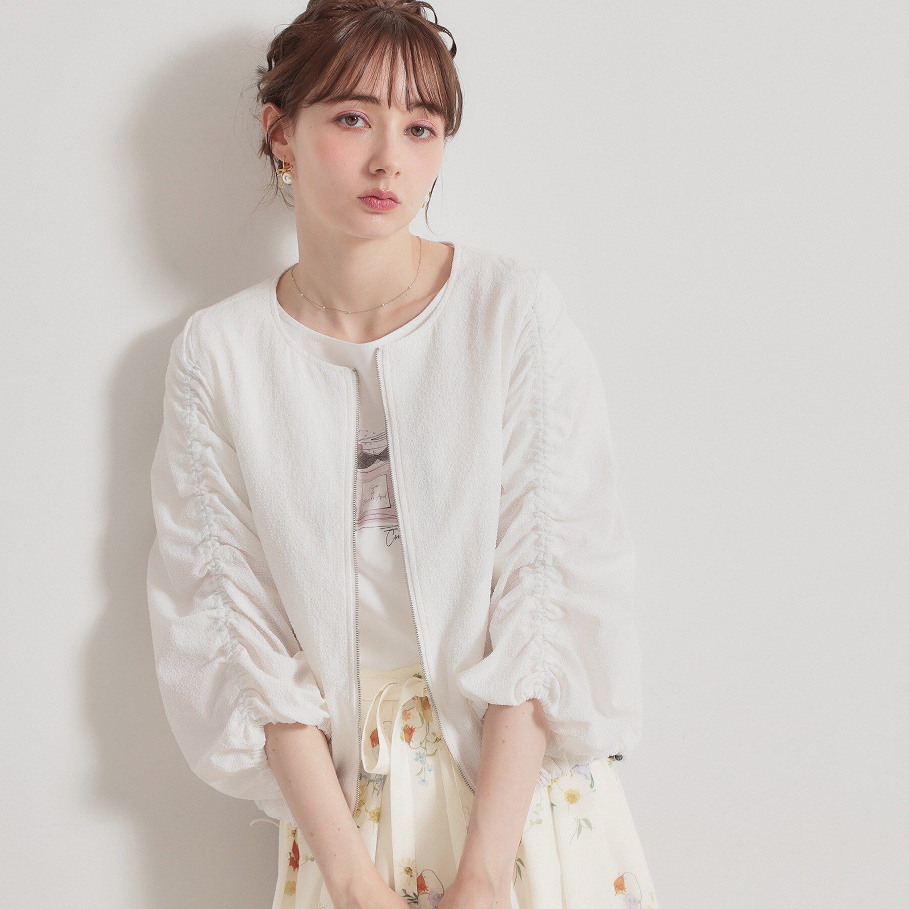 Couture broach「カラミタンブラーノーカラーブルゾン」|ブルゾン・スタジャン|ホワイト(001)